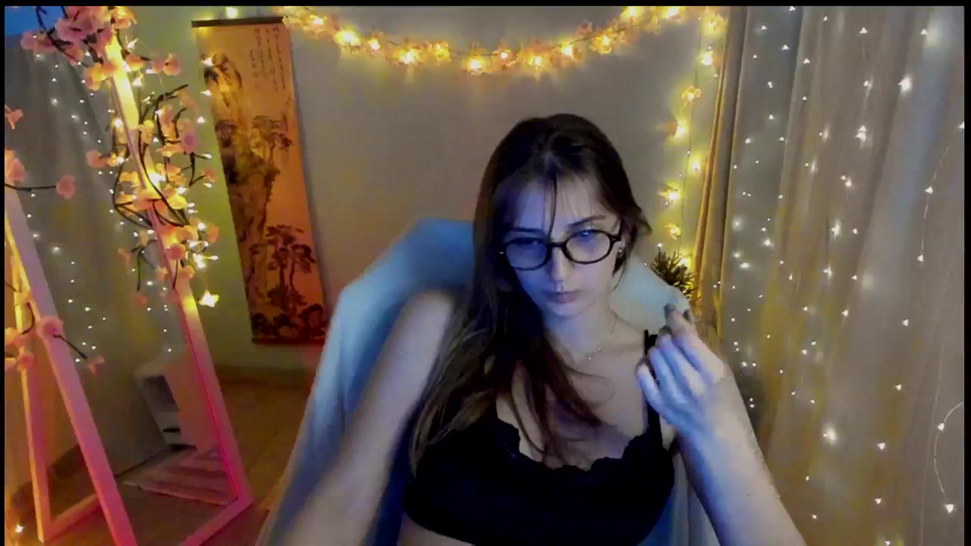 Gallery image thumbnail from Lisa_Star_'s myfreecams stream on, 03/12/2026, 18:10 image 18 of 20