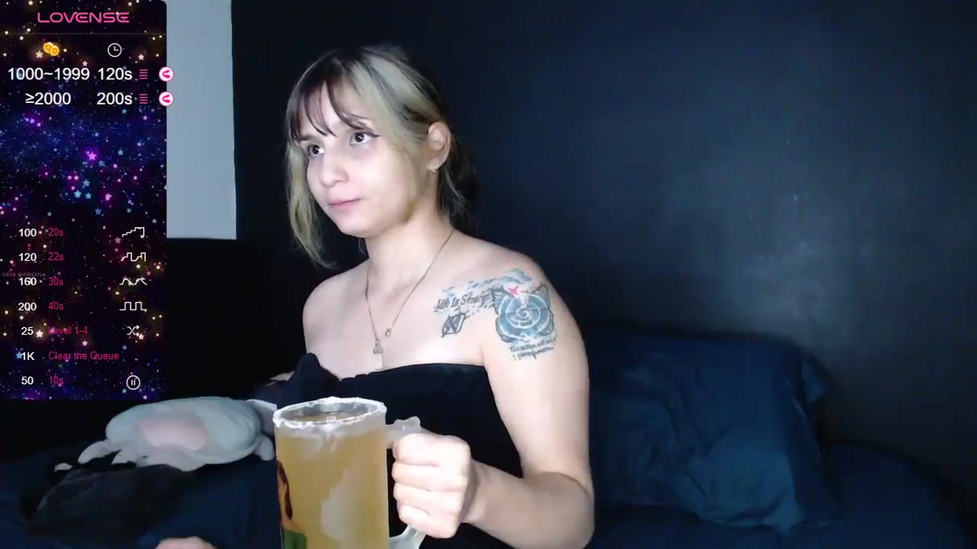Gallery image thumbnail from Lisa_devilk's myfreecams stream on, 03/26/2024, 08:15 image 5 of 20