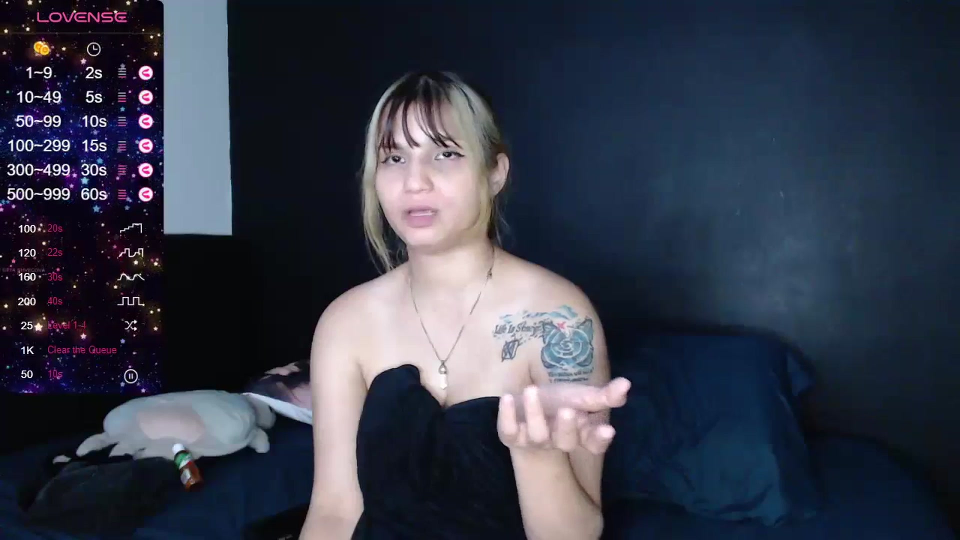 Gallery image thumbnail from Lisa_devilk's myfreecams stream on, 03/26/2024, 08:15 image 20 of 20