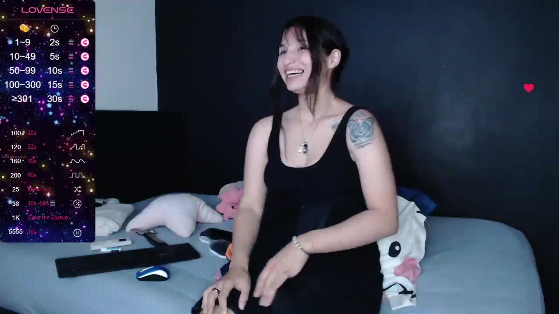 Gallery image thumbnail from Lisa_devilk's myfreecams stream on, 09/03/2024, 24:06 image 13 of 20