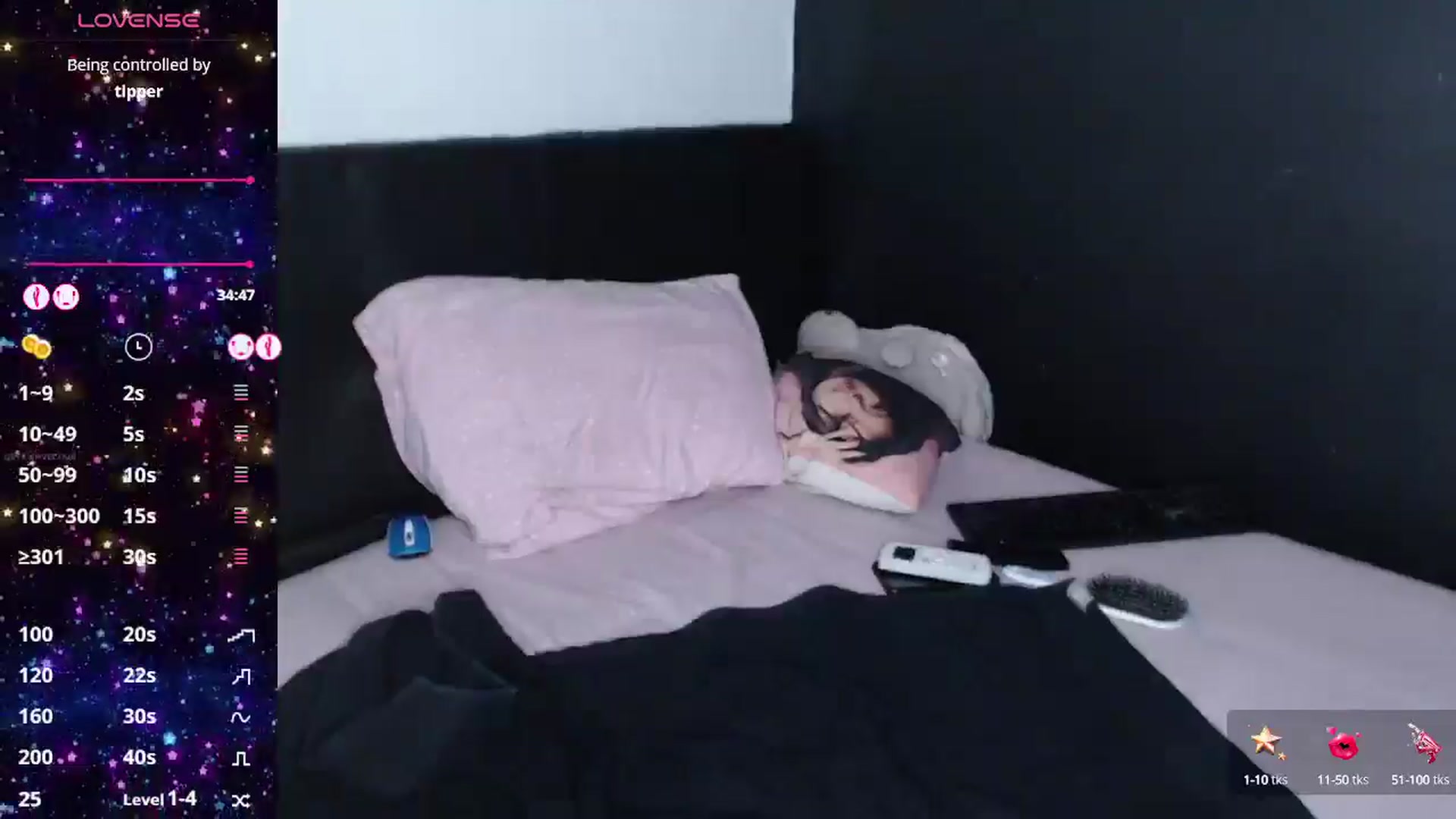 Gallery image thumbnail from Lisa_devilk's myfreecams stream on, 06/27/2025, 20:22 image 7 of 20