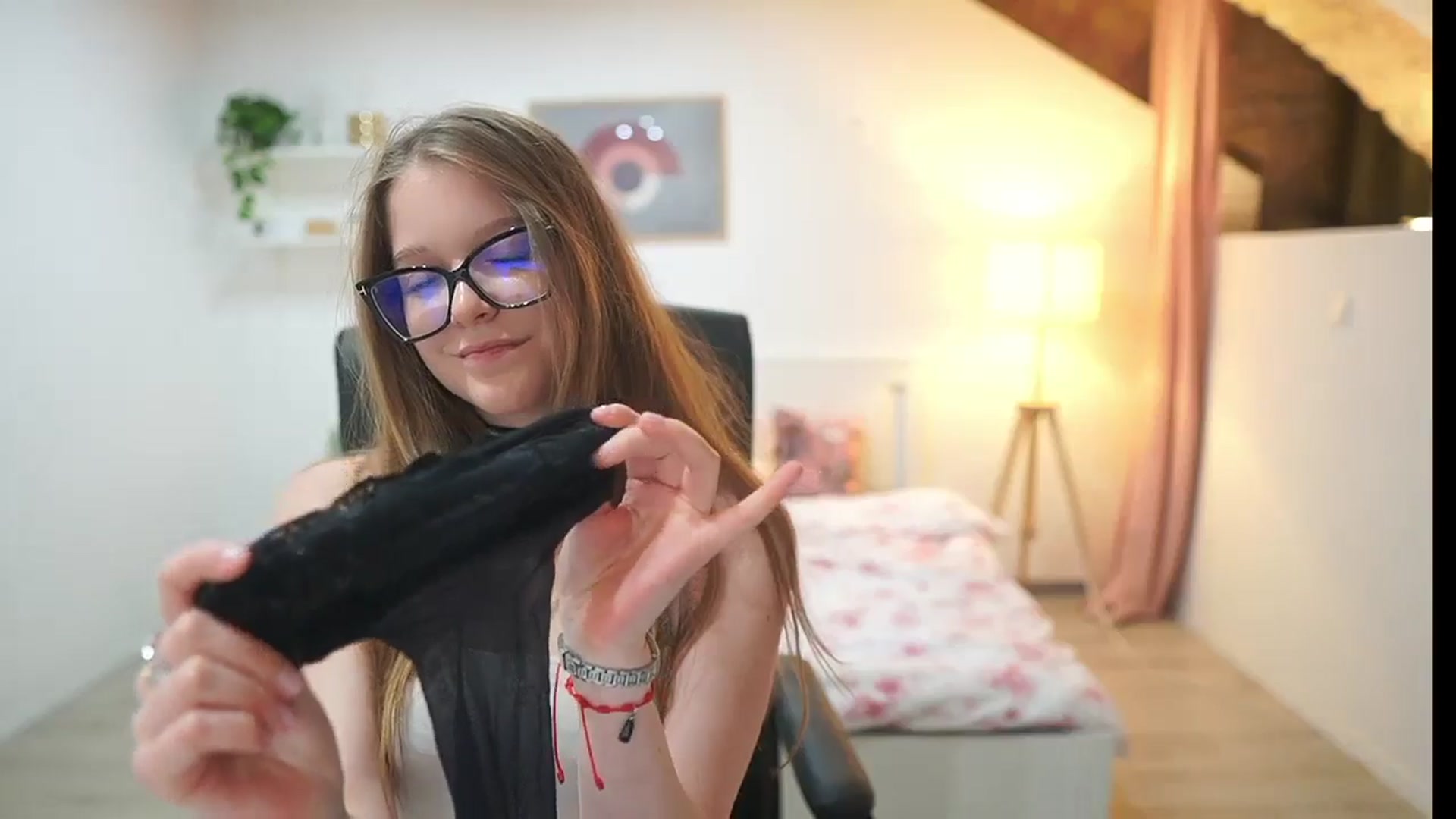 Gallery image thumbnail from Lisa_mccoy_'s myfreecams stream on, 10/29/2025, 14:39 image 12 of 20