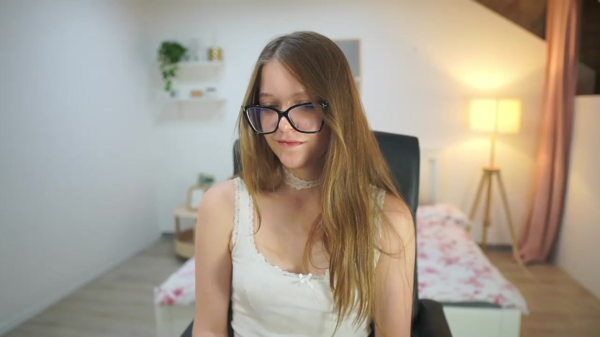 Gallery image thumbnail from Lisa_mccoy_'s myfreecams stream on, 10/30/2025, 16:36 image 7 of 20