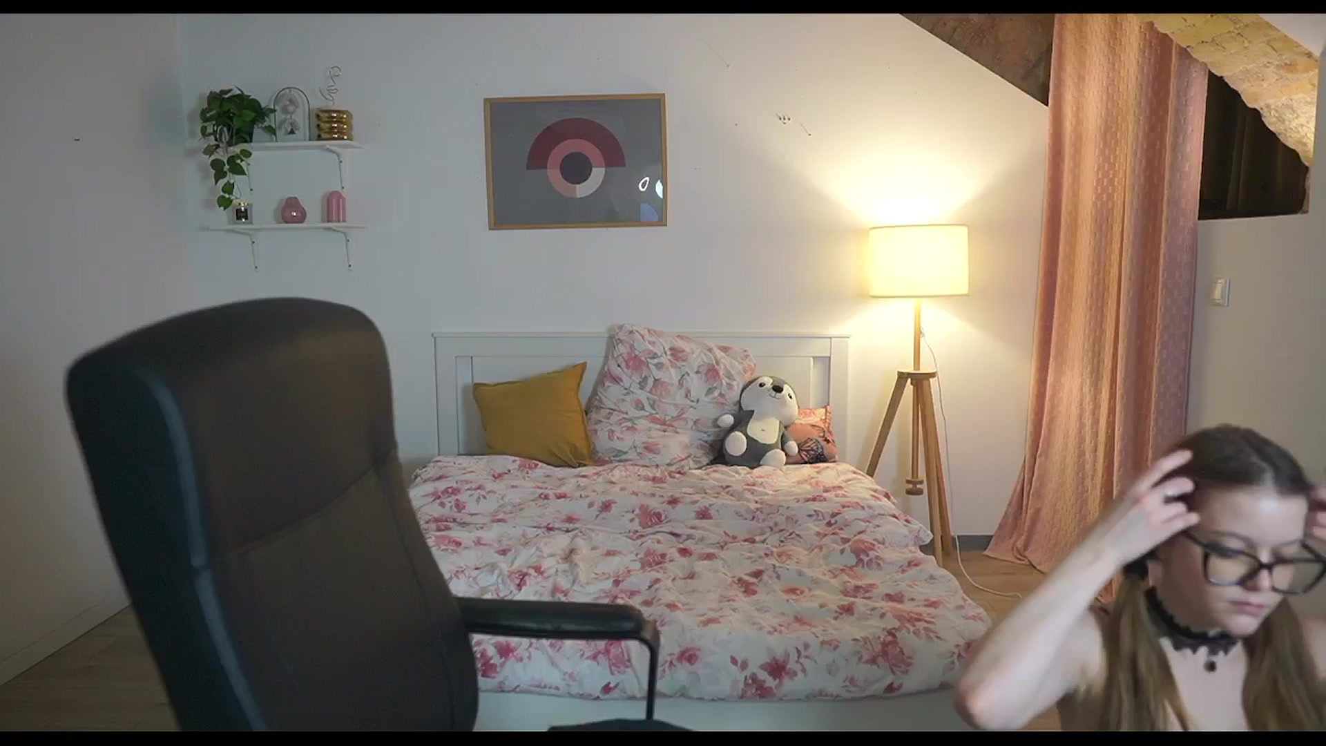 Gallery image thumbnail from Lisa_mccoy_'s myfreecams stream on, 12/12/2025, 14:16 image 19 of 20