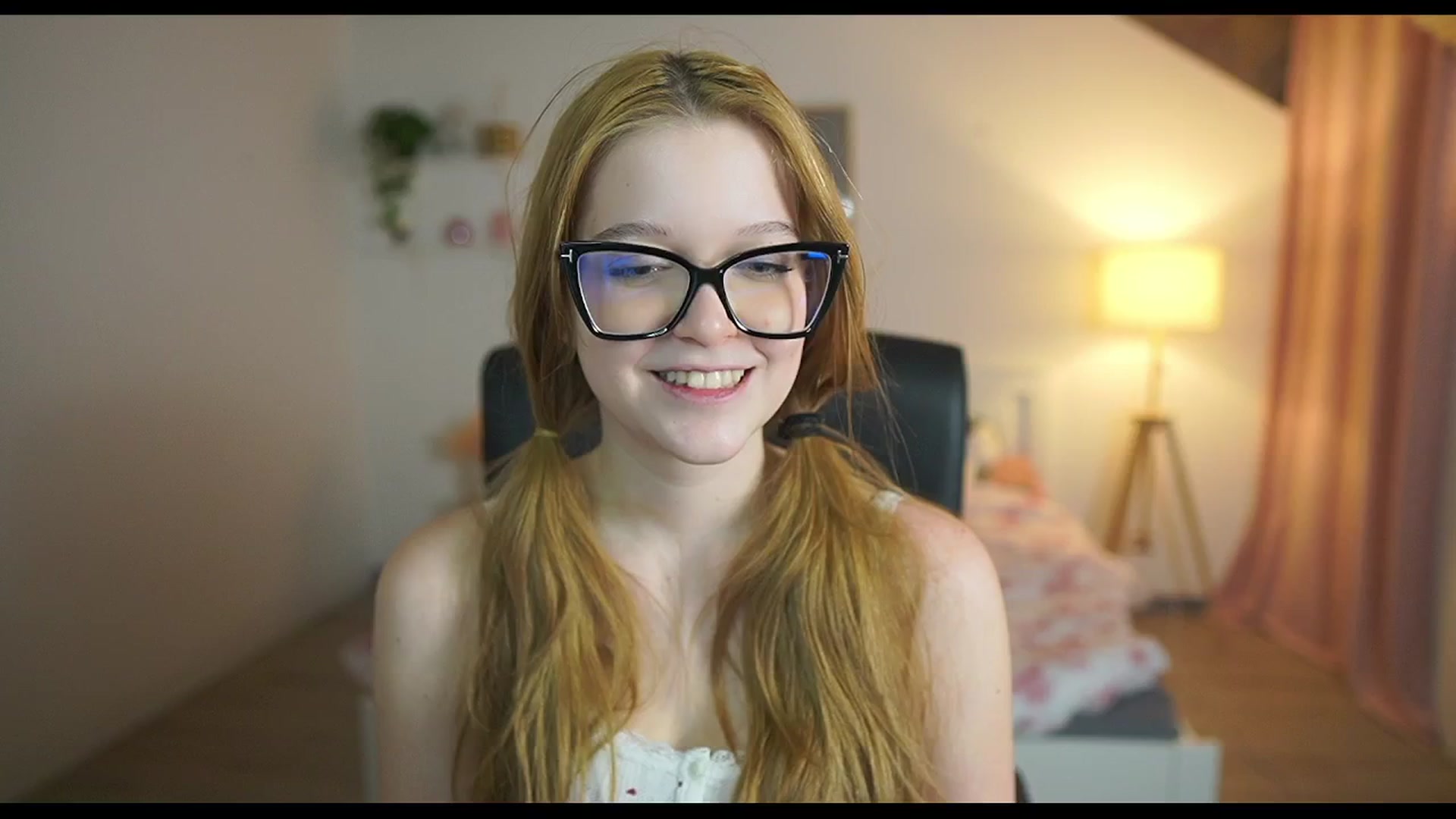Gallery image thumbnail from Lisa_mccoy_'s myfreecams stream on, 01/11/2026, 20:30 image 3 of 20