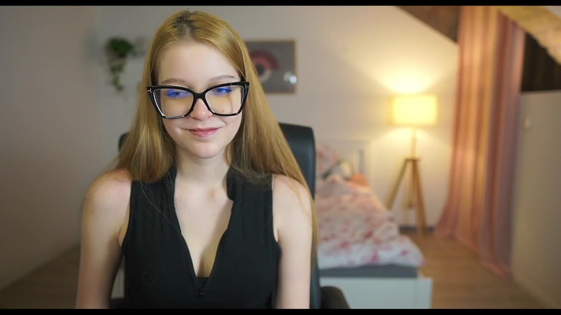 Gallery image thumbnail from Lisa_mccoy_'s myfreecams stream on, 01/21/2026, 15:46 image 2 of 20
