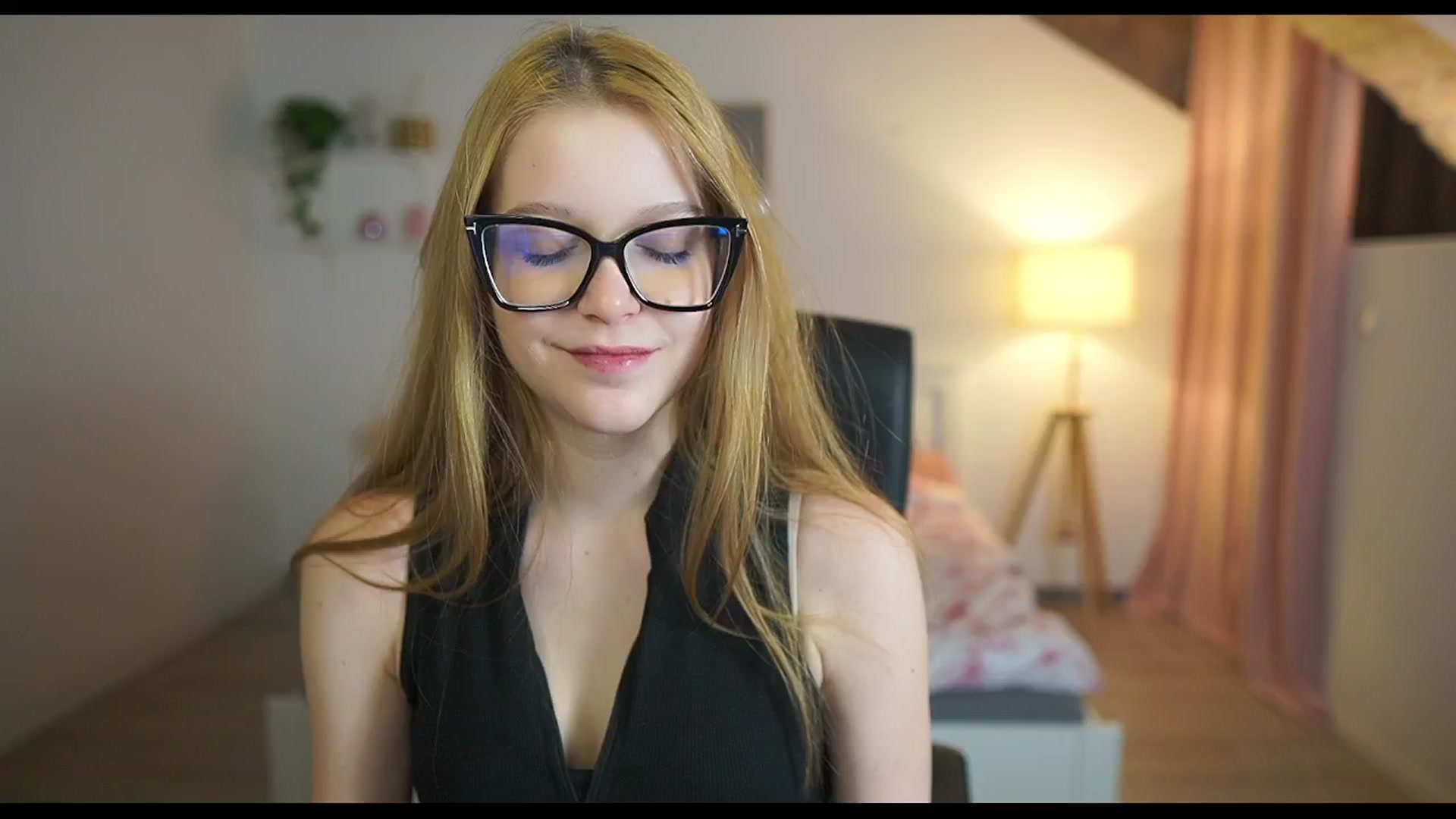 Gallery image thumbnail from Lisa_mccoy_'s myfreecams stream on, 01/21/2026, 15:46 image 5 of 20