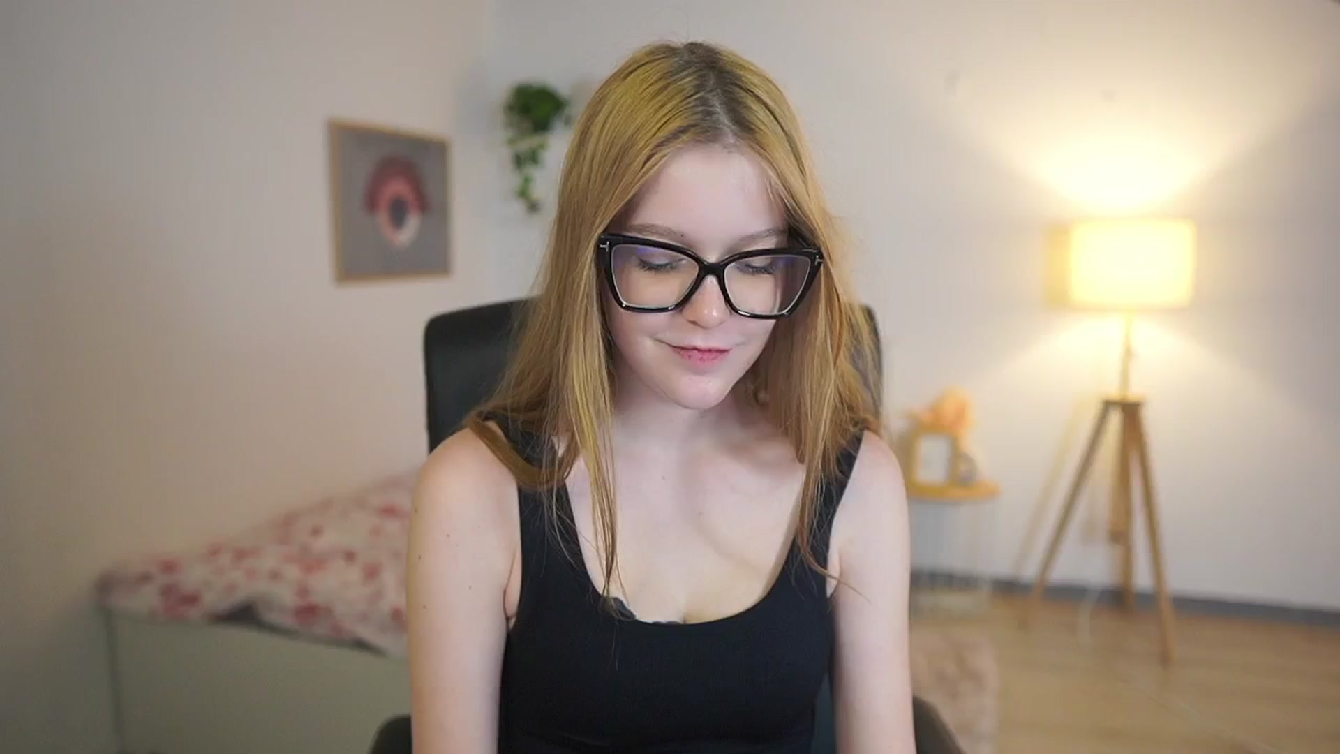 Gallery image thumbnail from Lisa_mccoy_'s myfreecams stream on, 02/05/2026, 20:46 image 1 of 20