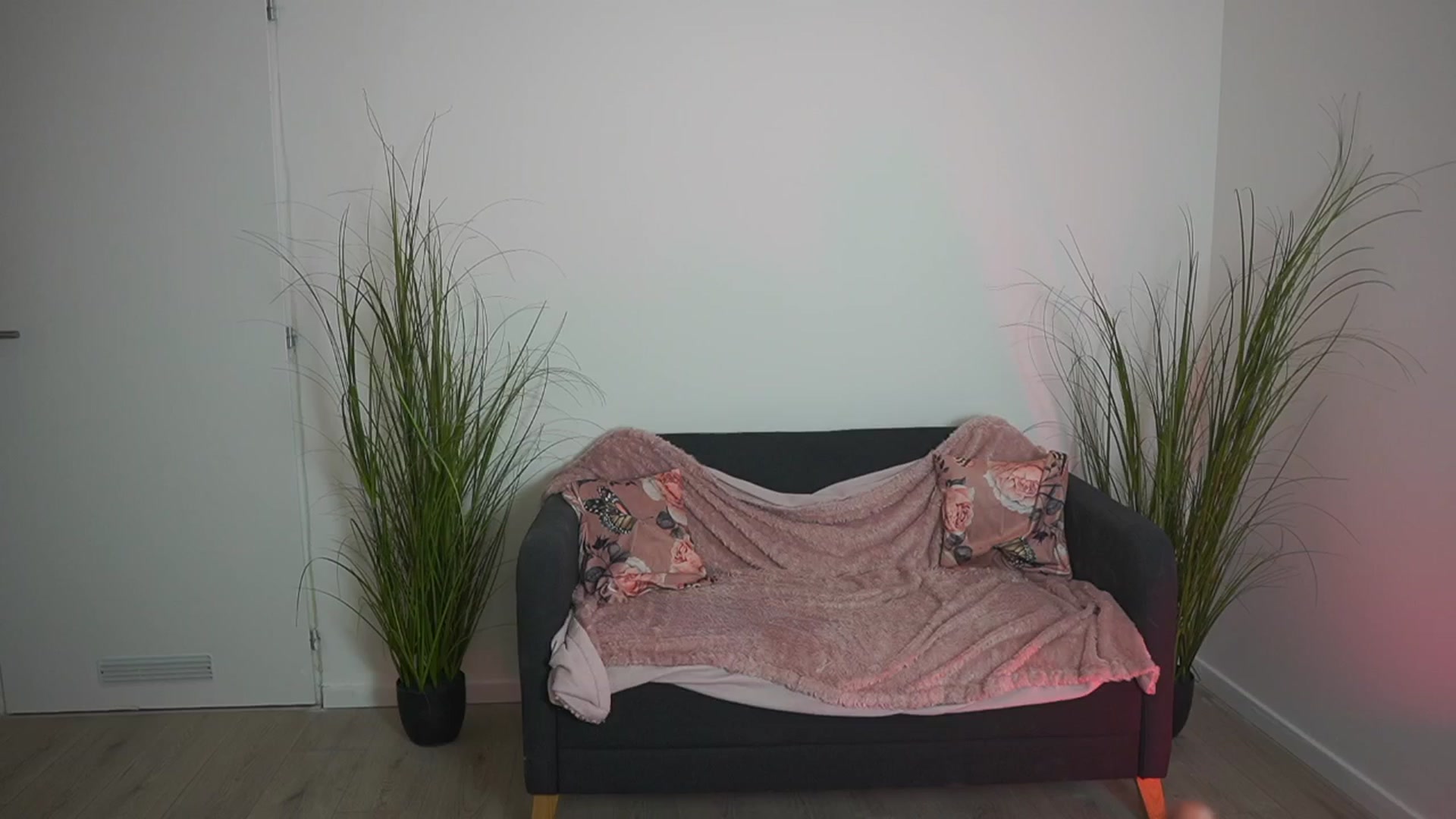 Gallery image thumbnail from Lisa_mccoy_'s myfreecams stream on, 03/09/2026, 23:33 image 16 of 20