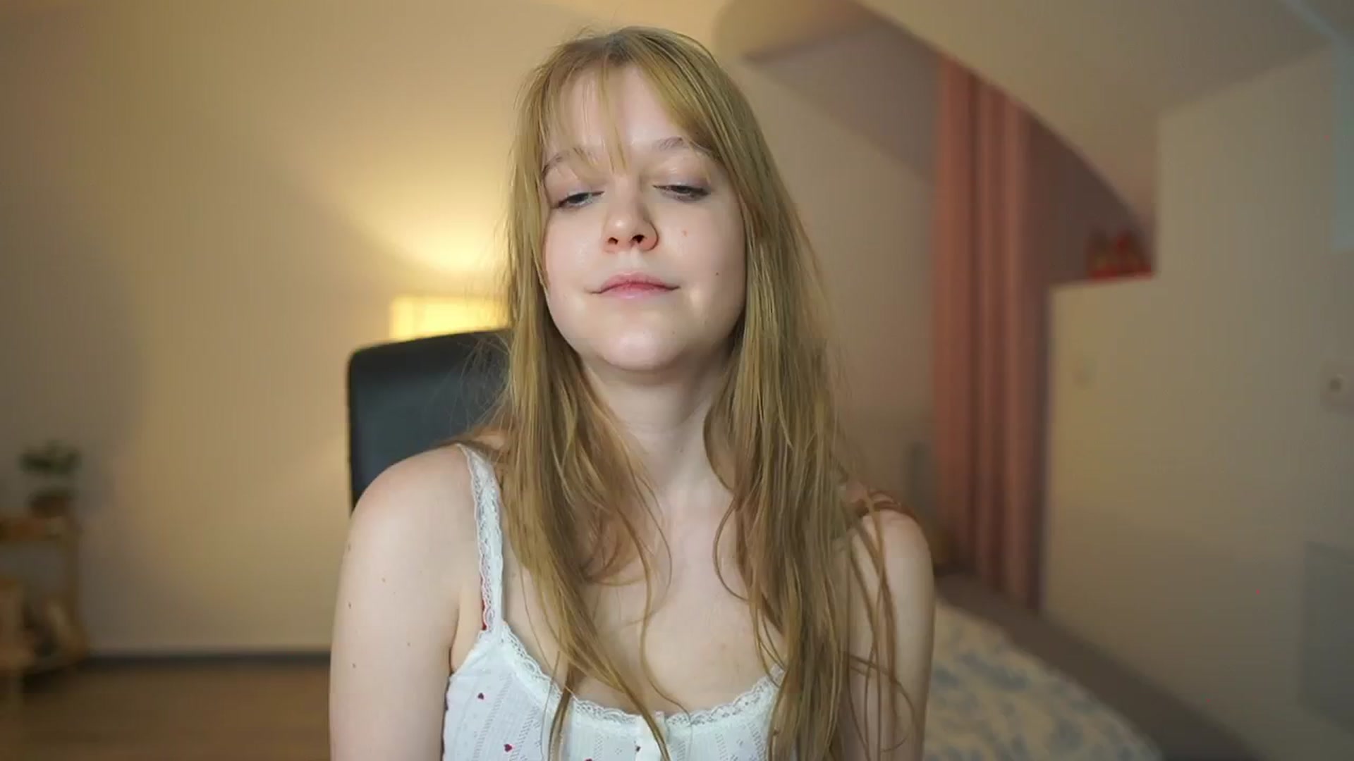 Gallery image thumbnail from Lisa_mccoy_'s myfreecams stream on, 03/12/2026, 15:01 image 11 of 20