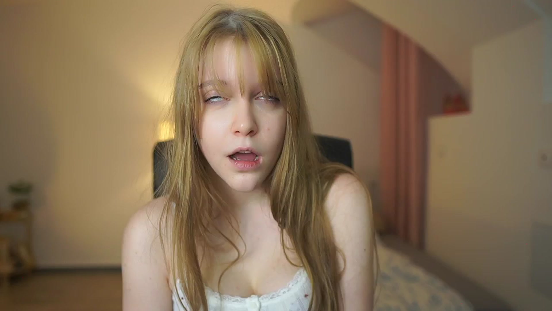Gallery image thumbnail from Lisa_mccoy_'s myfreecams stream on, 03/12/2026, 15:01 image 6 of 20