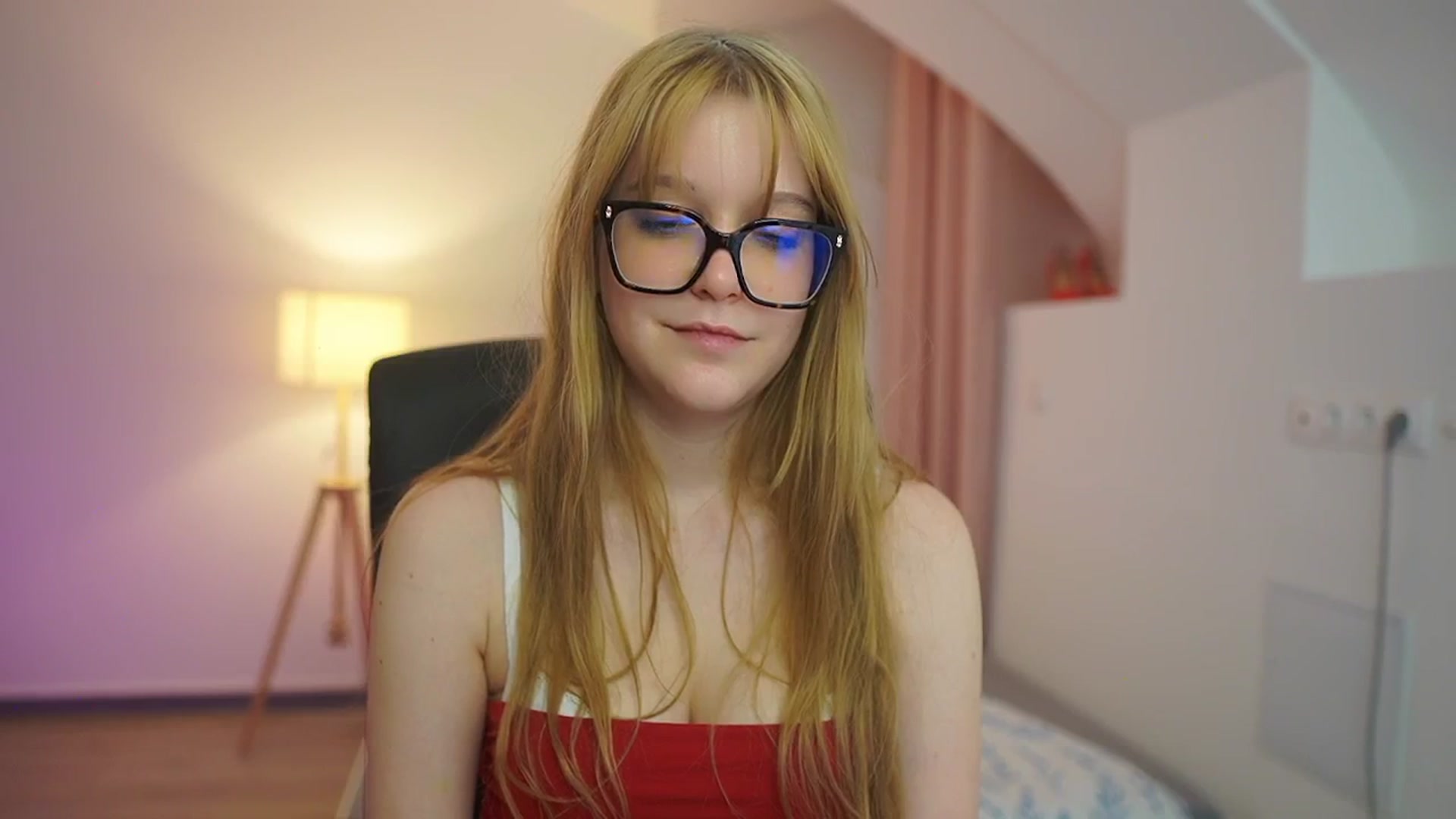 Gallery image thumbnail from Lisa_mccoy_'s myfreecams stream on, 03/18/2026, 21:42 image 3 of 20
