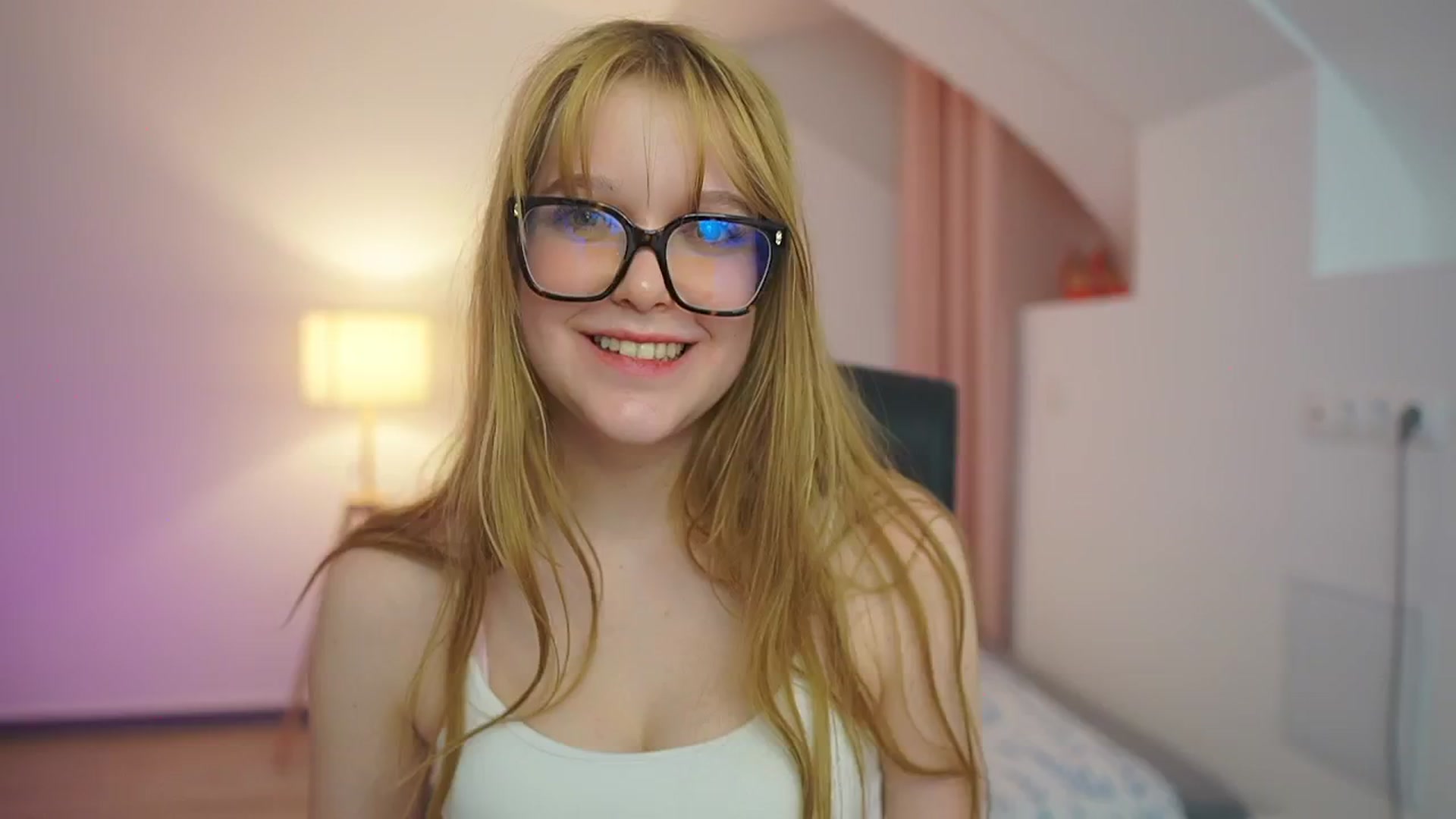 Gallery image thumbnail from Lisa_mccoy_'s myfreecams stream on, 03/20/2026, 20:57 image 20 of 20