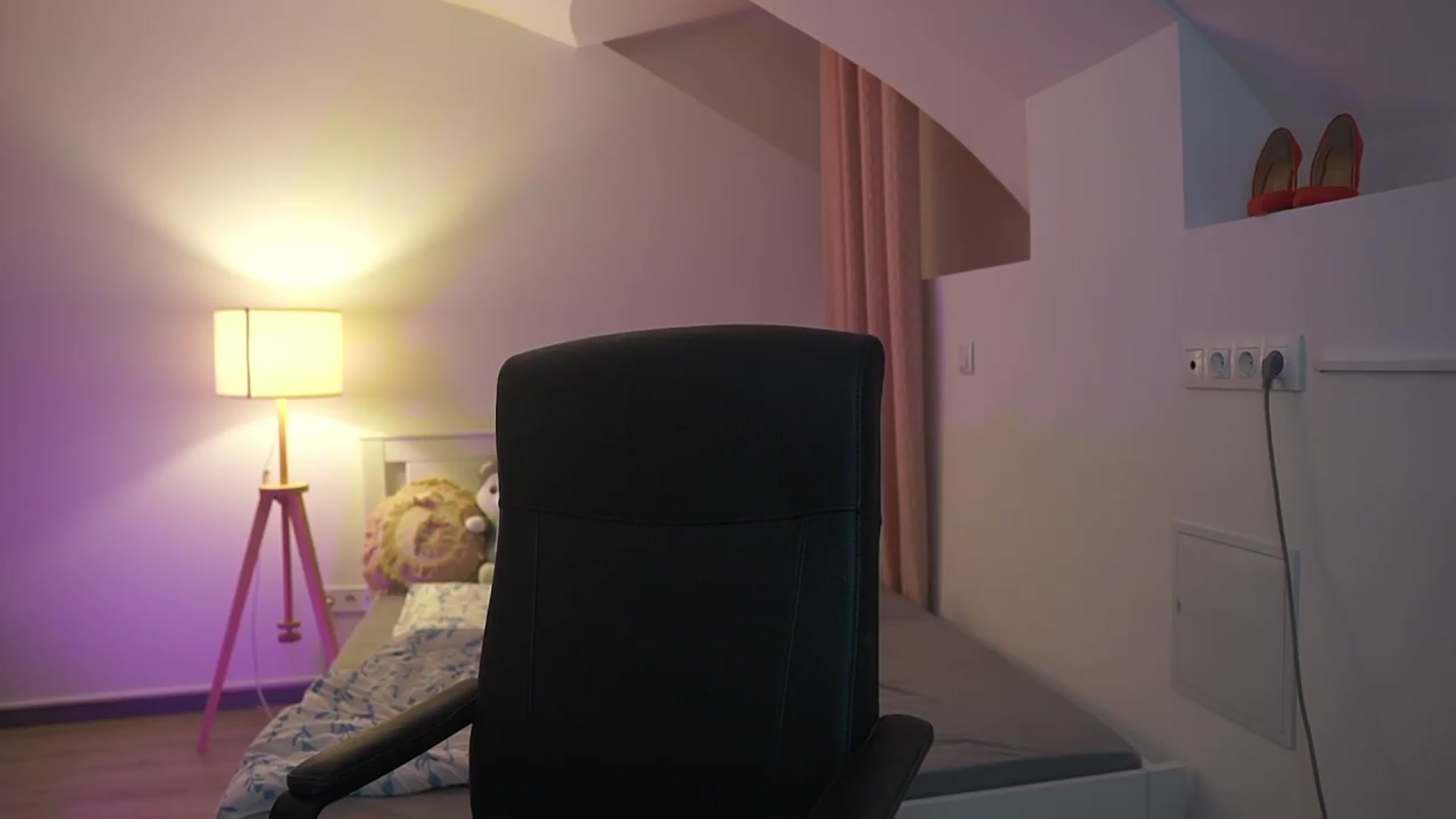 Gallery image thumbnail from Lisa_mccoy_'s myfreecams stream on, 05/16/2026, 18:09 image 10 of 20