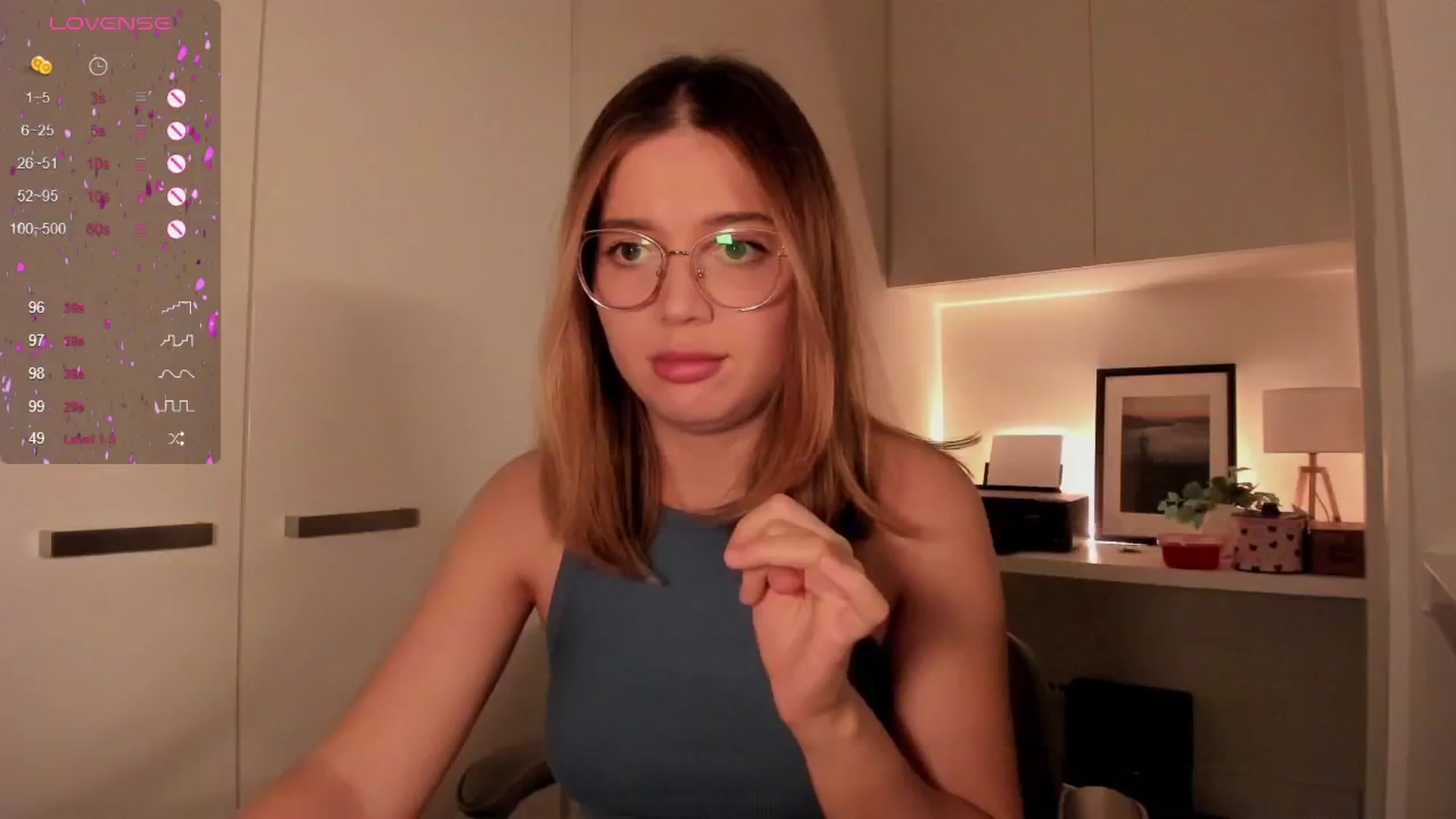 Gallery image thumbnail from Lisaa's myfreecams stream on, 09/22/2024, 16:37 image 1 of 20