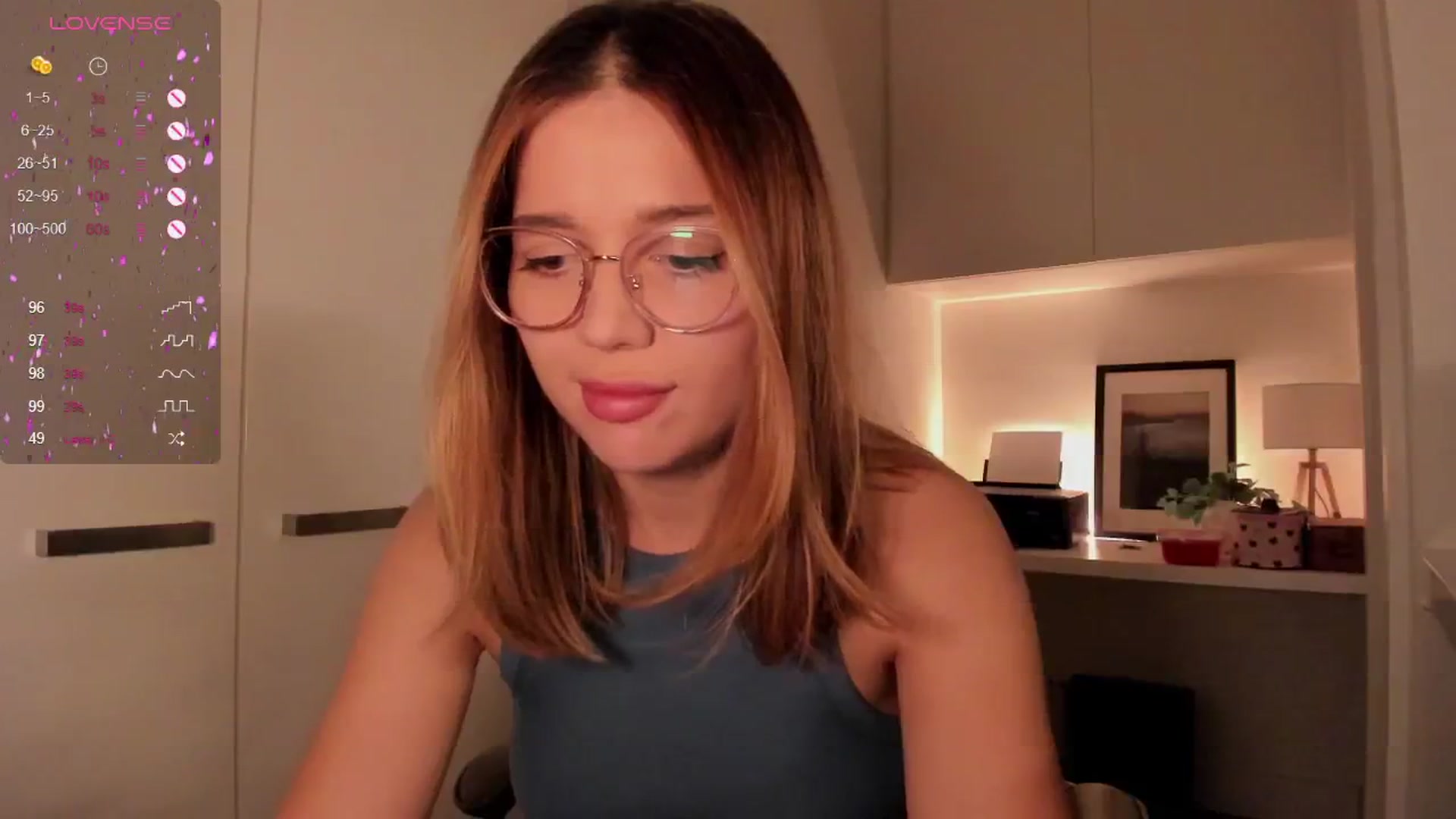 Gallery image thumbnail from Lisaa's myfreecams stream on, 09/22/2024, 16:37 image 5 of 20