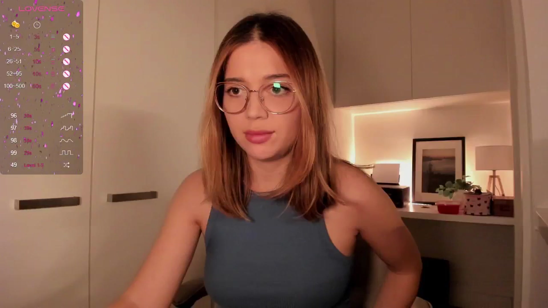 Gallery image thumbnail from Lisaa's myfreecams stream on, 09/22/2024, 16:37 image 2 of 20
