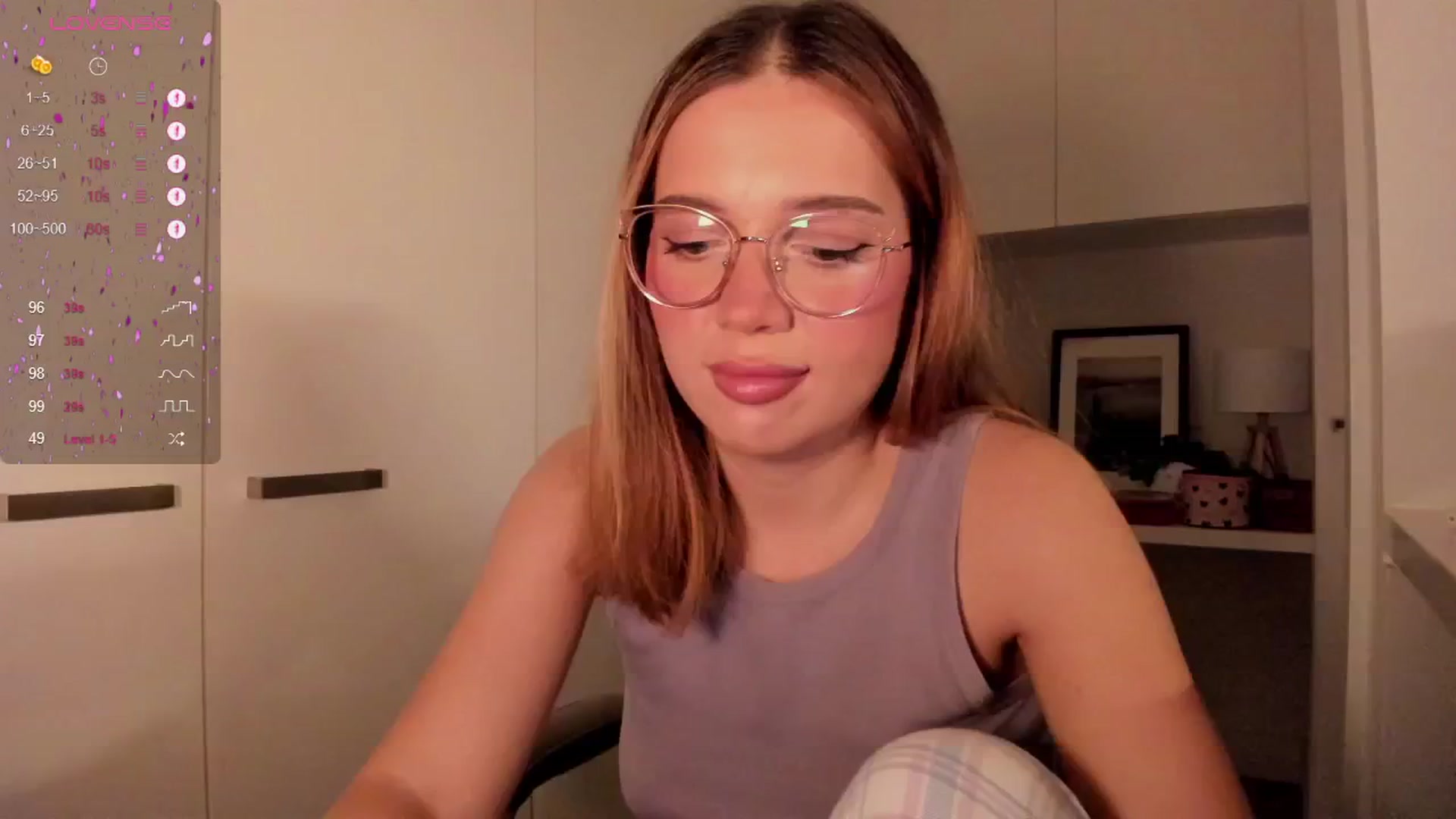 Gallery image thumbnail from Lisaa's myfreecams stream on, 09/23/2024, 15:57 image 3 of 20