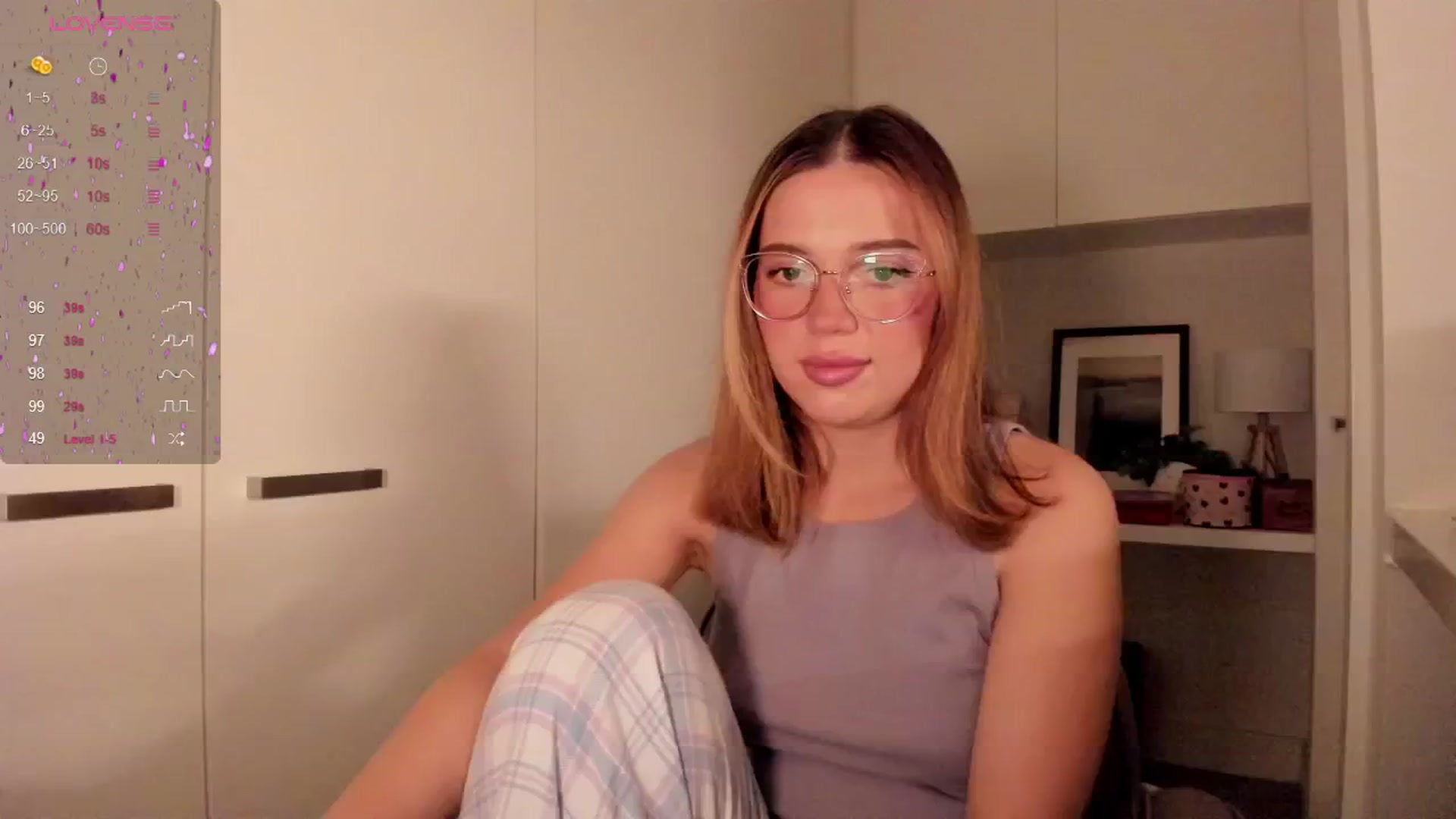 Gallery image thumbnail from Lisaa's myfreecams stream on, 09/23/2024, 15:57 image 7 of 20