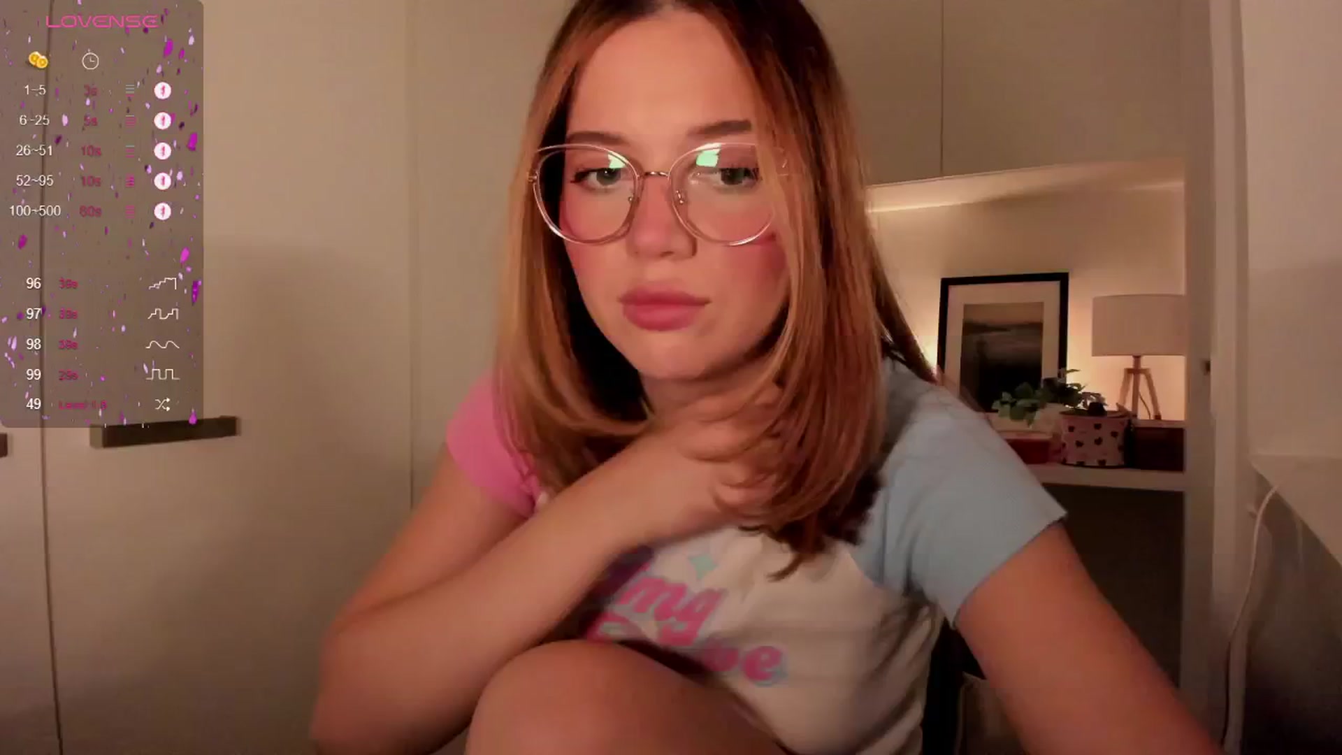 Gallery image thumbnail from Lisaa's myfreecams stream on, 09/24/2024, 14:57 image 3 of 20