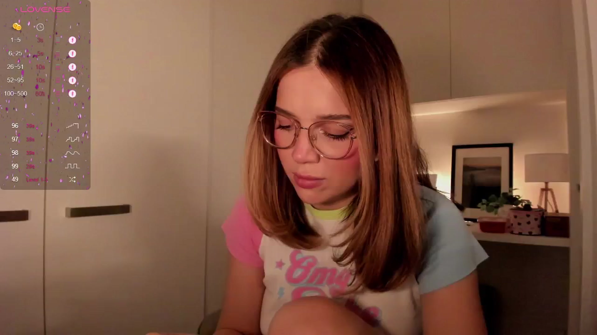 Gallery image thumbnail from Lisaa's myfreecams stream on, 09/24/2024, 16:23 image 12 of 20