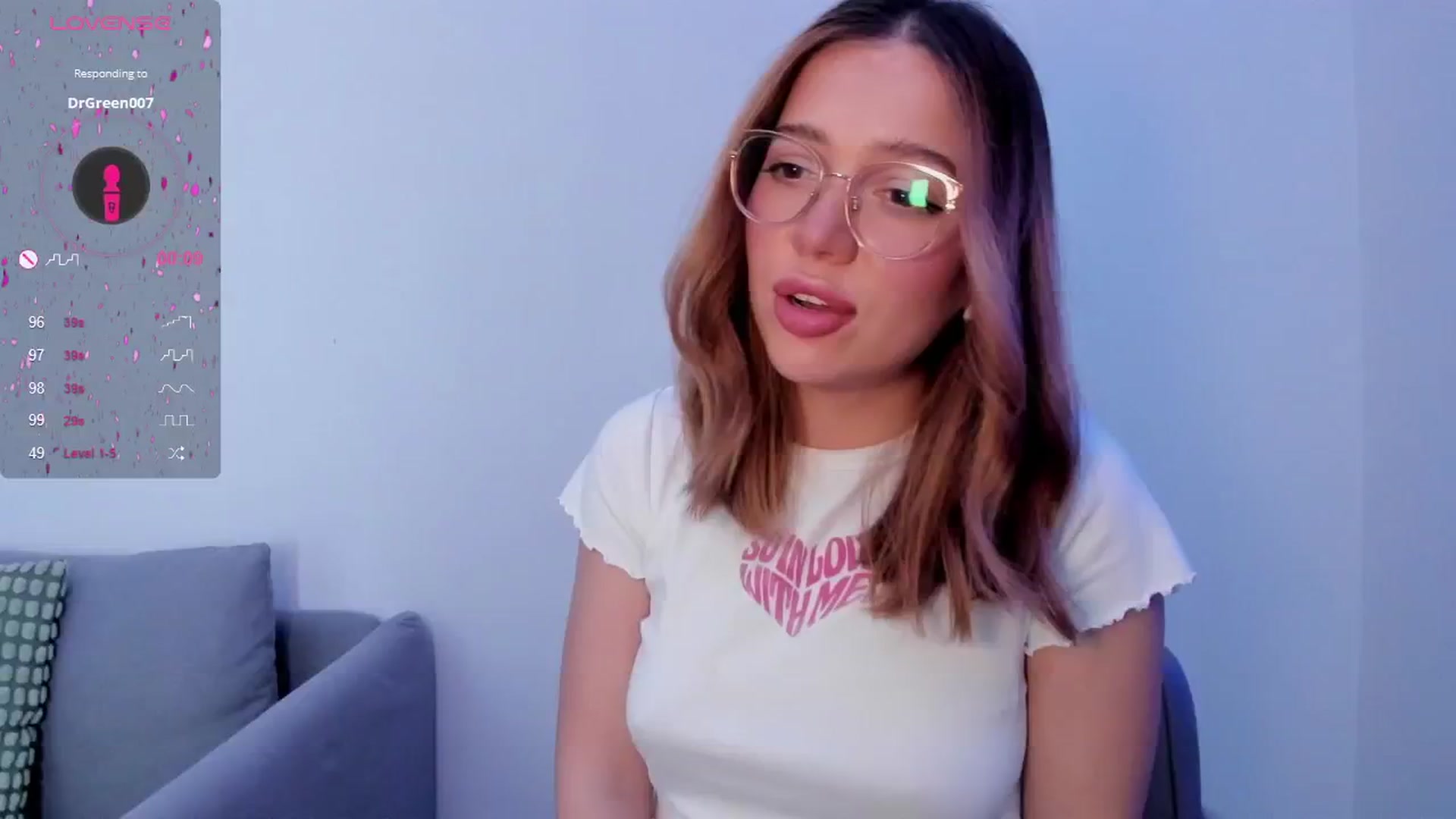 Gallery image thumbnail from Lisaa's myfreecams stream on, 10/14/2024, 03:17 image 2 of 20