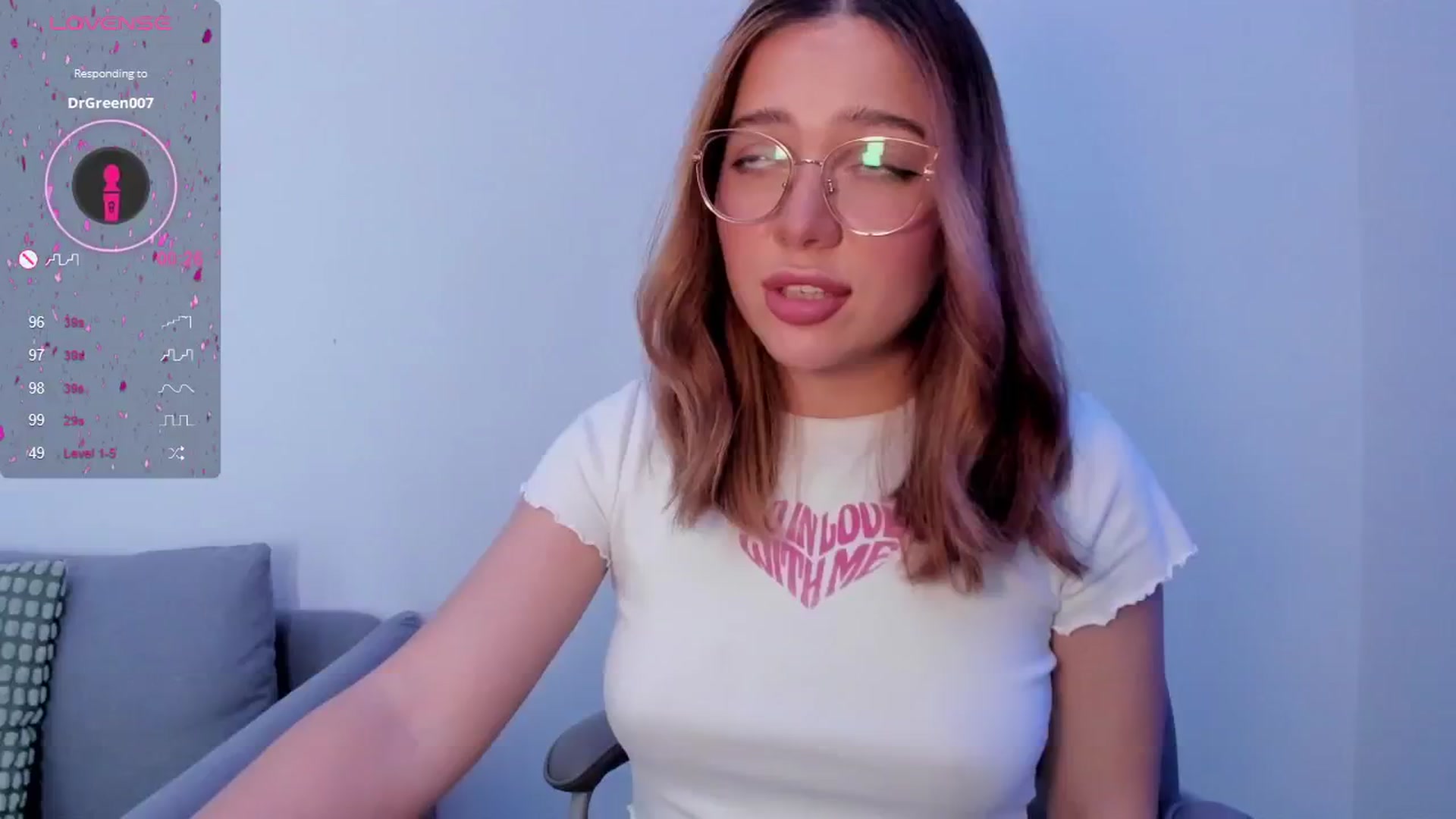 Gallery image thumbnail from Lisaa's myfreecams stream on, 10/14/2024, 03:17 image 3 of 20