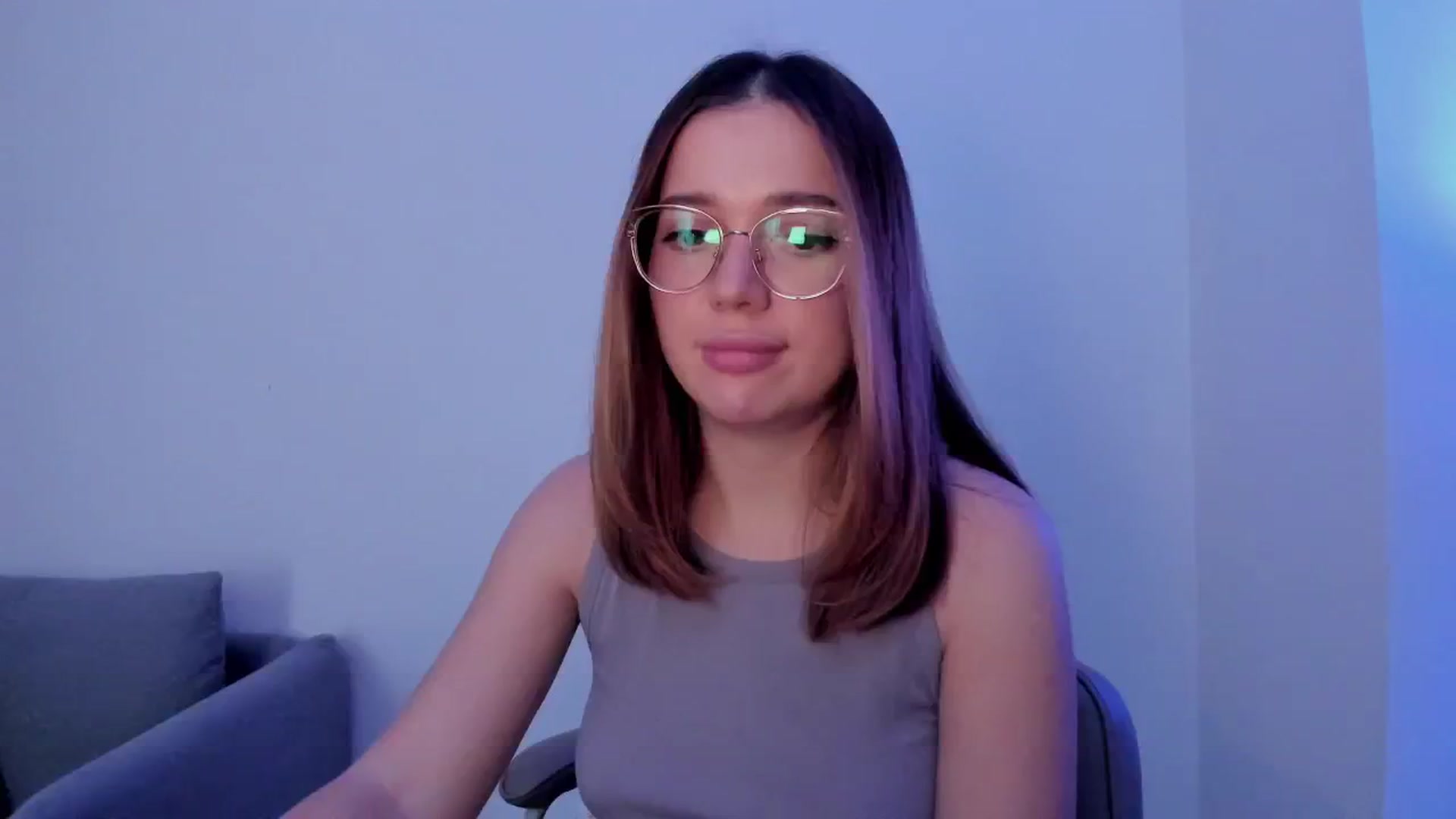Gallery image thumbnail from Lisaa's myfreecams stream on, 10/25/2024, 08:30 image 16 of 20