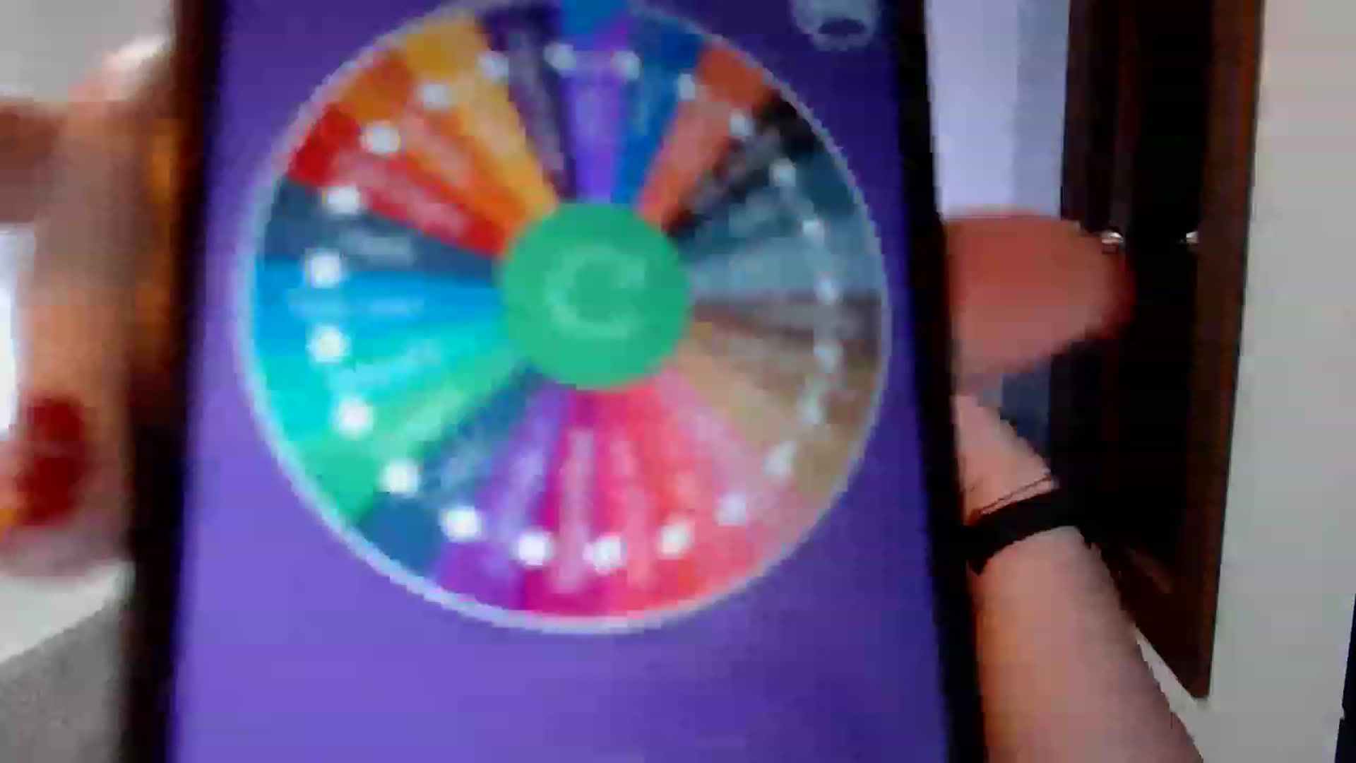 Gallery image thumbnail from Lisajenn's myfreecams stream on, 12/20/2022, 21:47 image 9 of 20