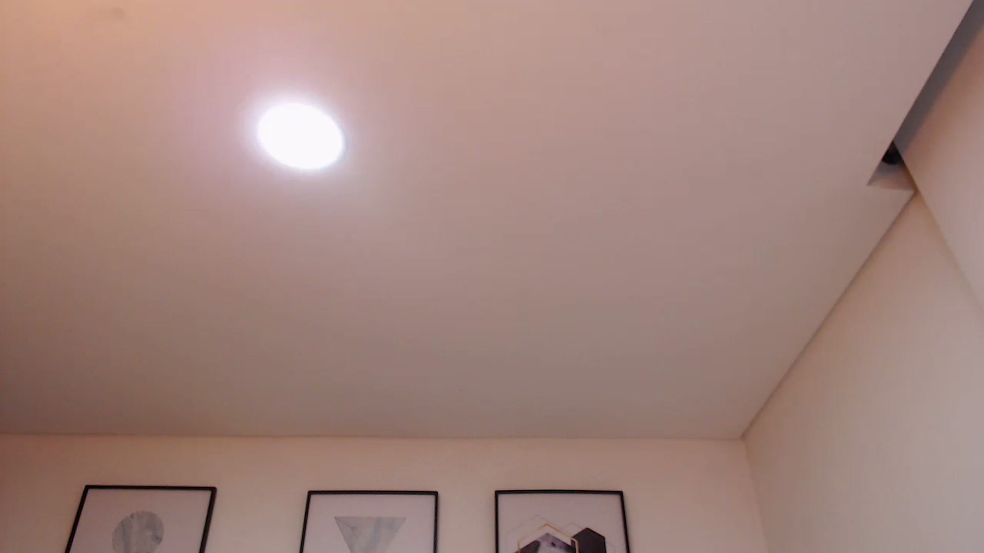 Gallery image thumbnail from Lisajenn's myfreecams stream on, 02/11/2023, 24:11 image 17 of 20