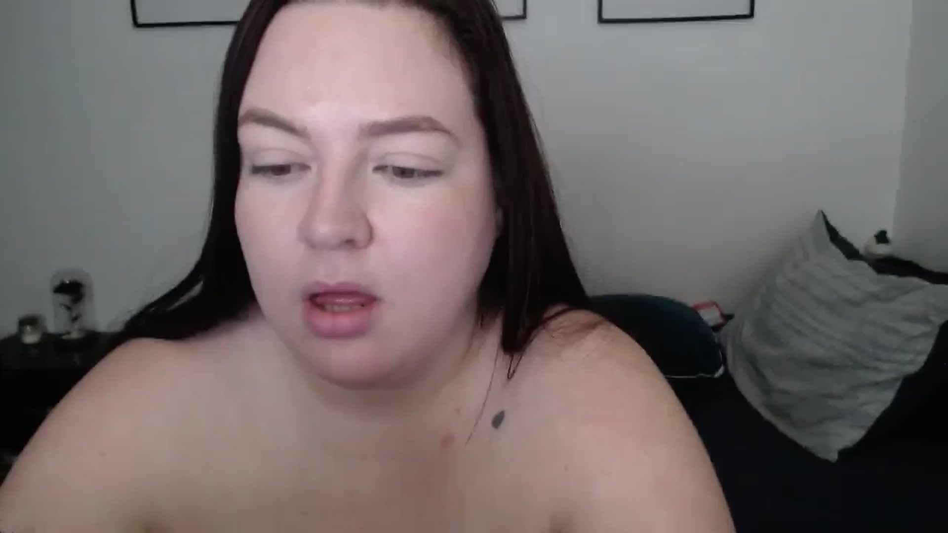Gallery image thumbnail from Lisajenn's myfreecams stream on, 02/18/2026, 02:25 image 20 of 20