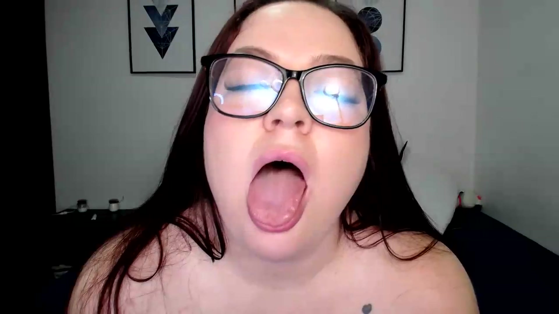 Gallery image thumbnail from Lisajenn's myfreecams stream on, 06/14/2026, 01:52 image 16 of 20