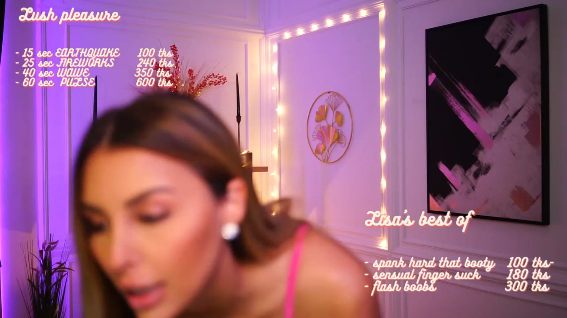 Gallery image thumbnail from Lisamelow's myfreecams stream on, 11/26/2022, 18:23 image 10 of 20