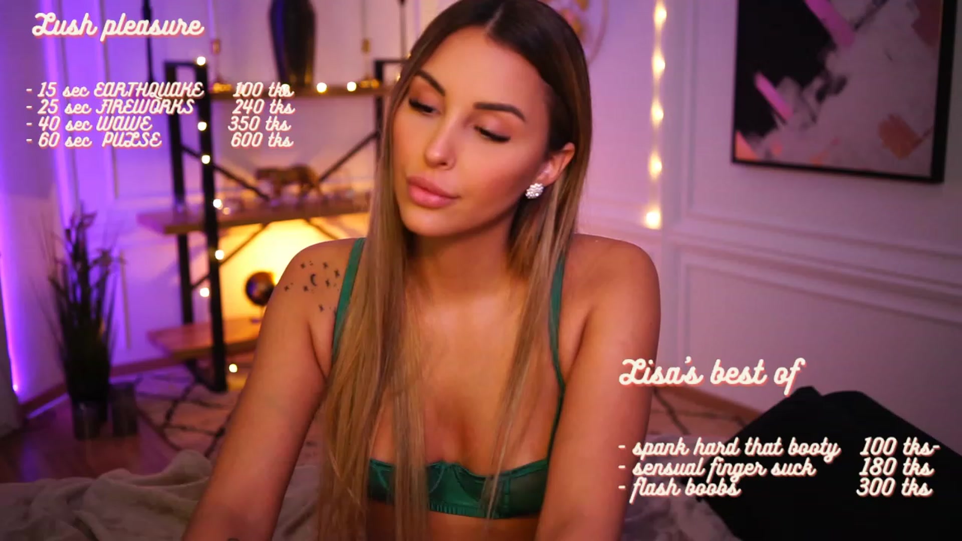 Gallery image thumbnail from Lisamelow's myfreecams stream on, 11/26/2022, 20:33 image 17 of 20