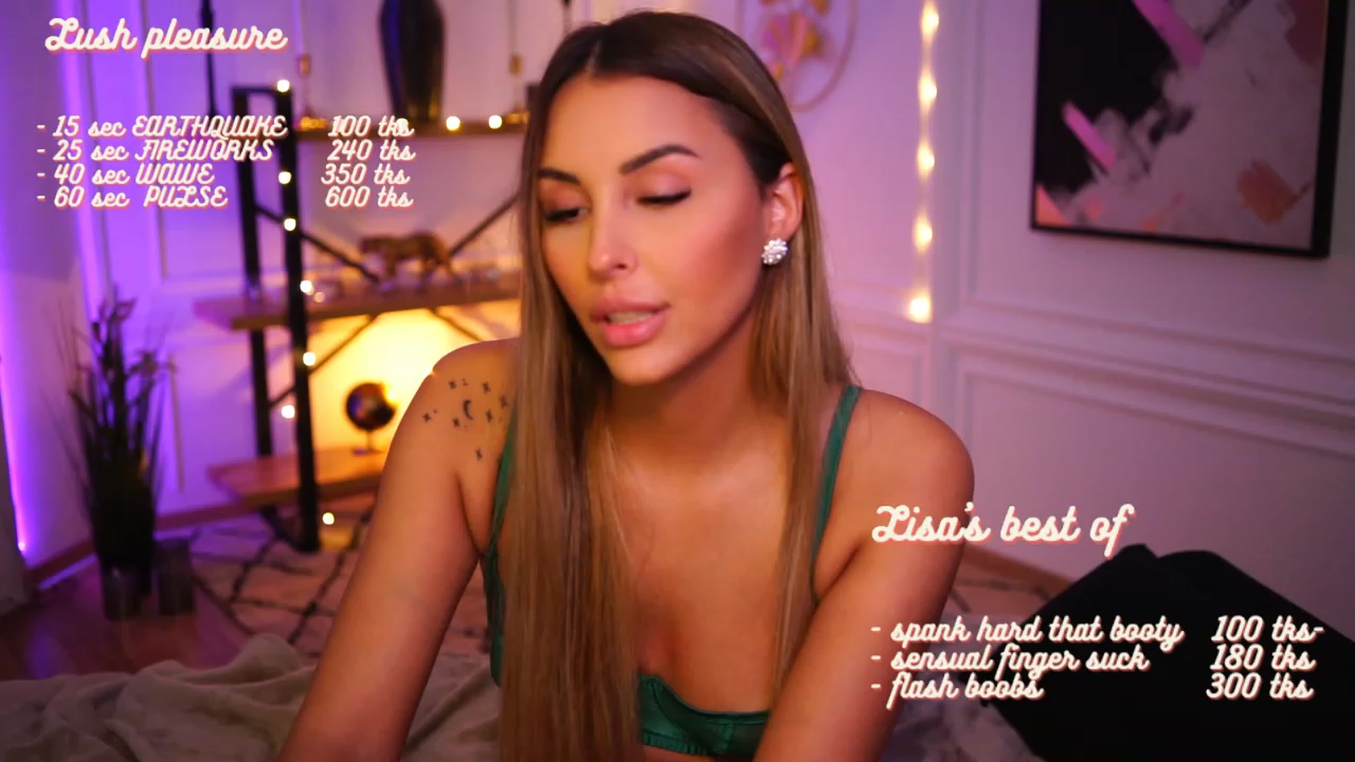Gallery image thumbnail from Lisamelow's myfreecams stream on, 11/26/2022, 20:33 image 18 of 20