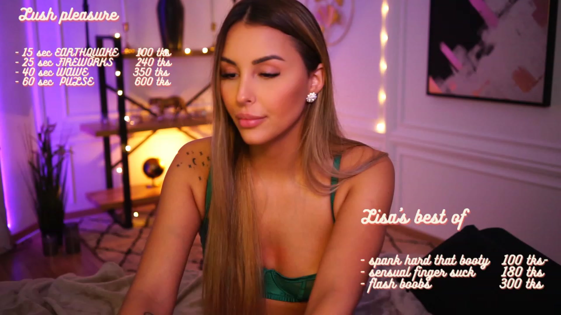 Gallery image thumbnail from Lisamelow's myfreecams stream on, 11/26/2022, 20:33 image 14 of 20