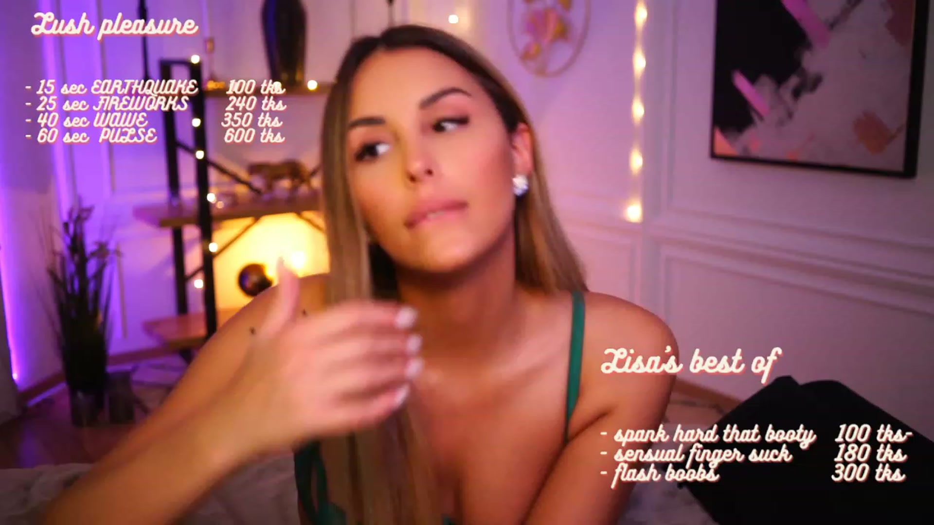 Gallery image thumbnail from Lisamelow's myfreecams stream on, 11/26/2022, 20:33 image 4 of 20