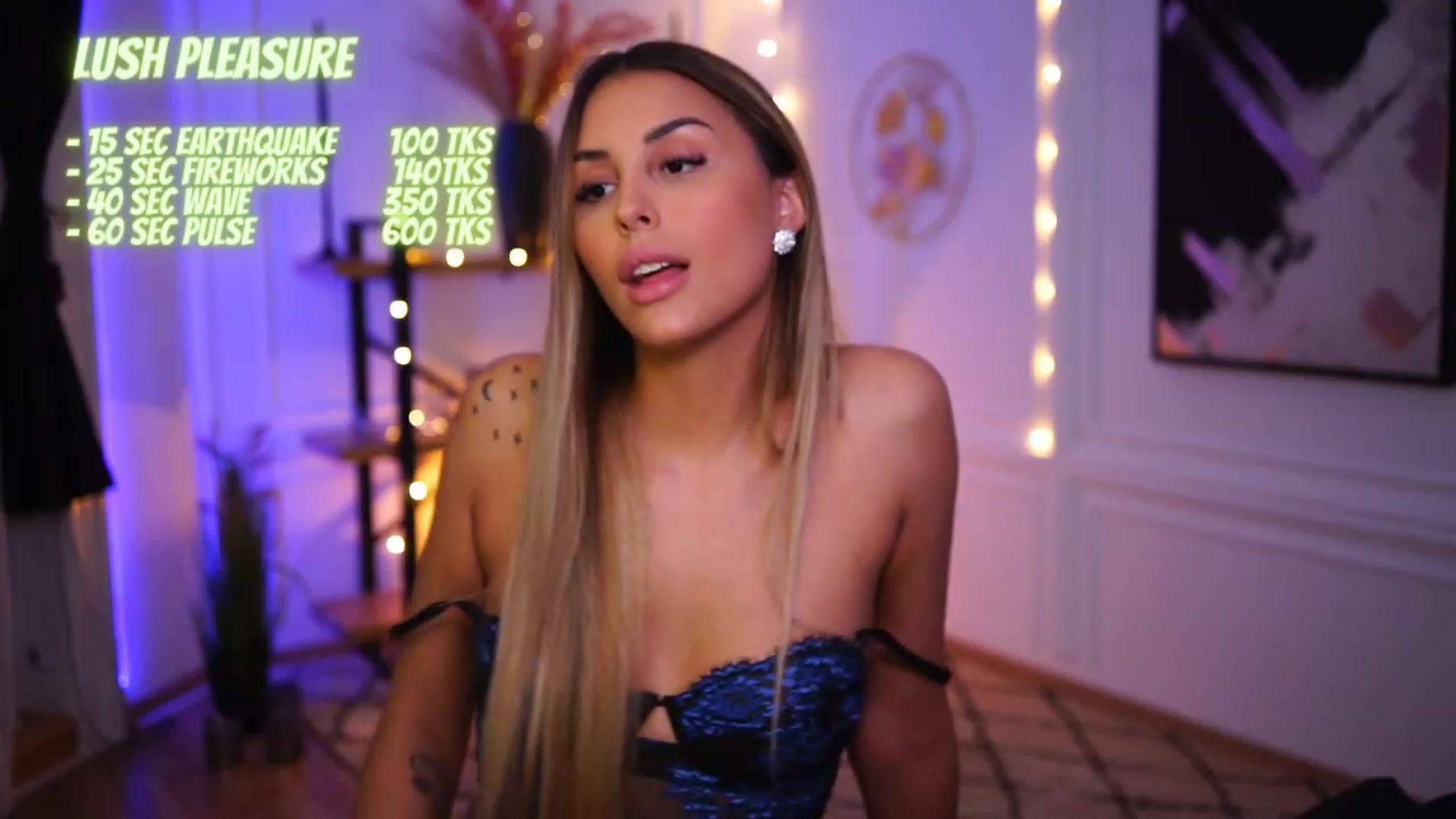 Gallery image thumbnail from Lisamelow's myfreecams stream on, 12/01/2022, 20:18 image 16 of 20