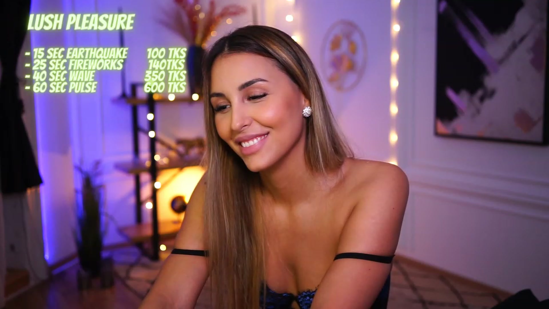 Gallery image thumbnail from Lisamelow's myfreecams stream on, 12/01/2022, 20:18 image 14 of 20