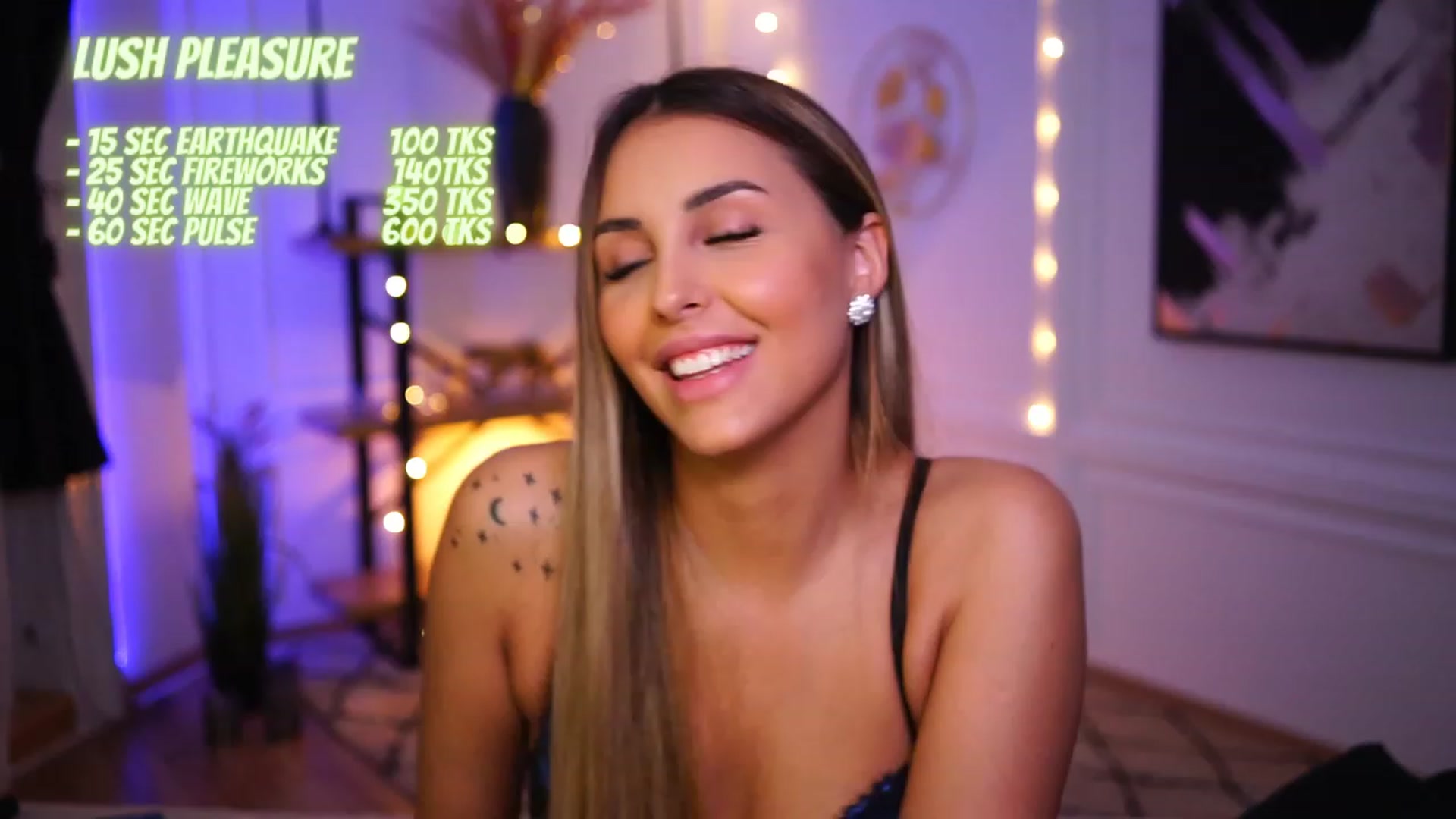 Gallery image thumbnail from Lisamelow's myfreecams stream on, 12/01/2022, 20:52 image 4 of 20