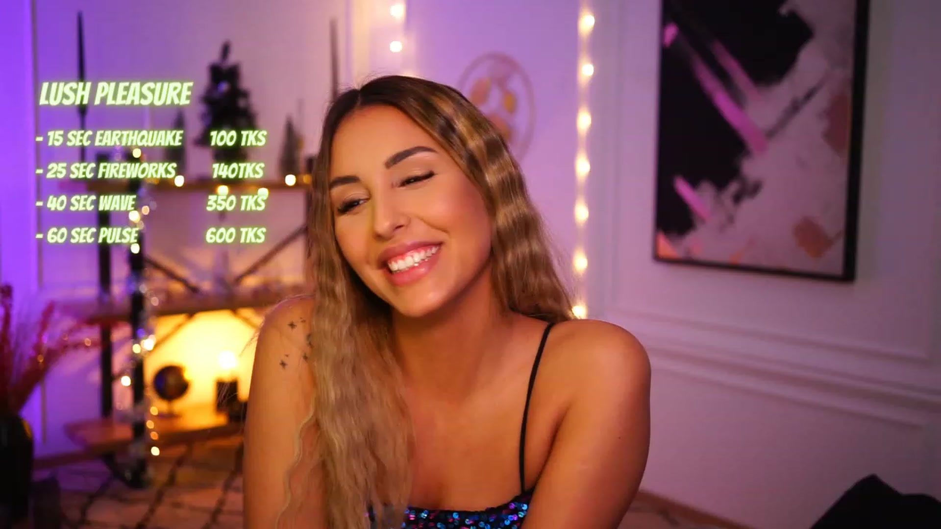 Gallery image thumbnail from Lisamelow's myfreecams stream on, 12/04/2022, 23:07 image 9 of 20