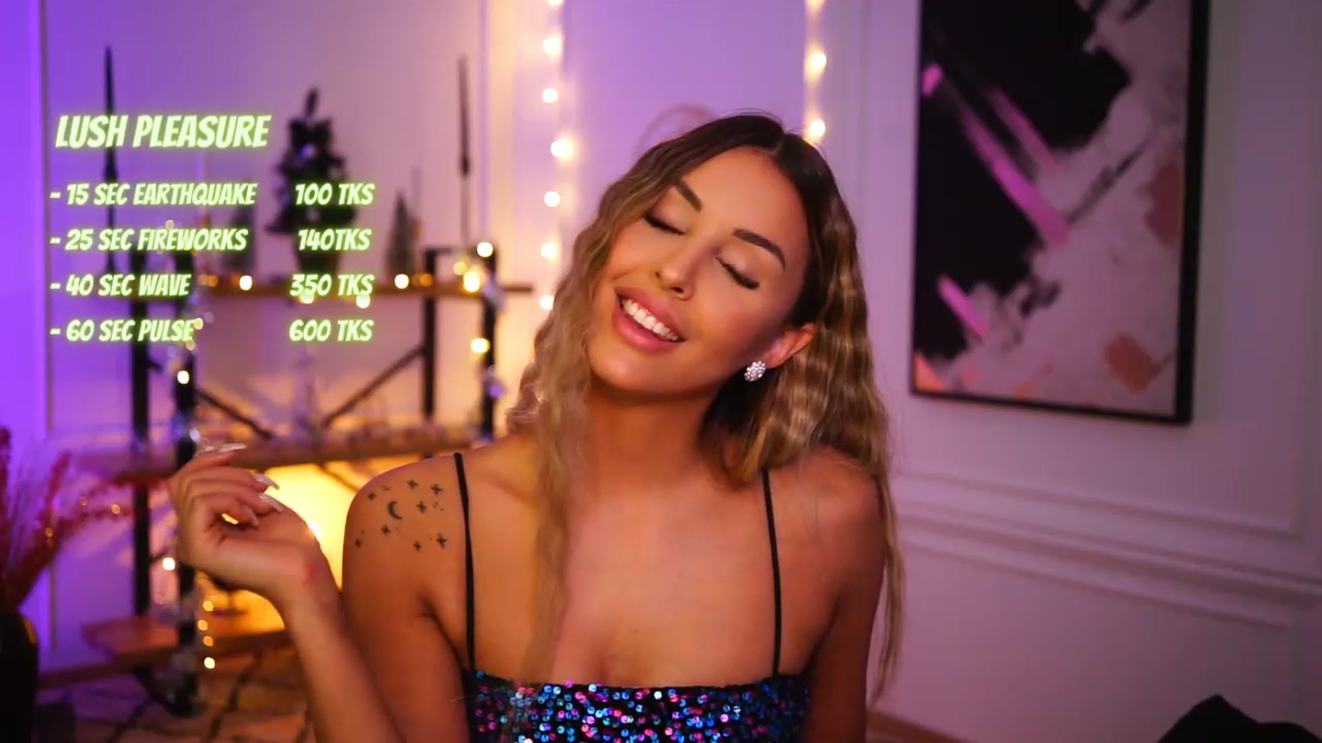 Gallery image thumbnail from Lisamelow's myfreecams stream on, 12/04/2022, 23:07 image 18 of 20