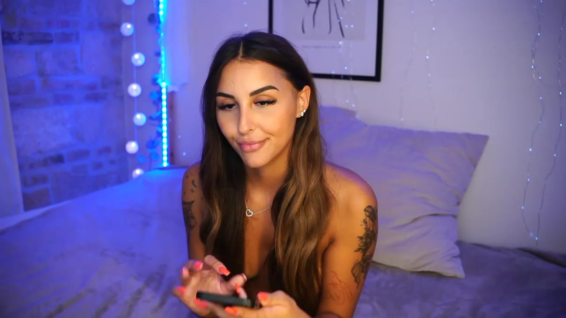 Gallery image thumbnail from Lisamelow's myfreecams stream on, 08/02/2023, 21:47 image 20 of 20