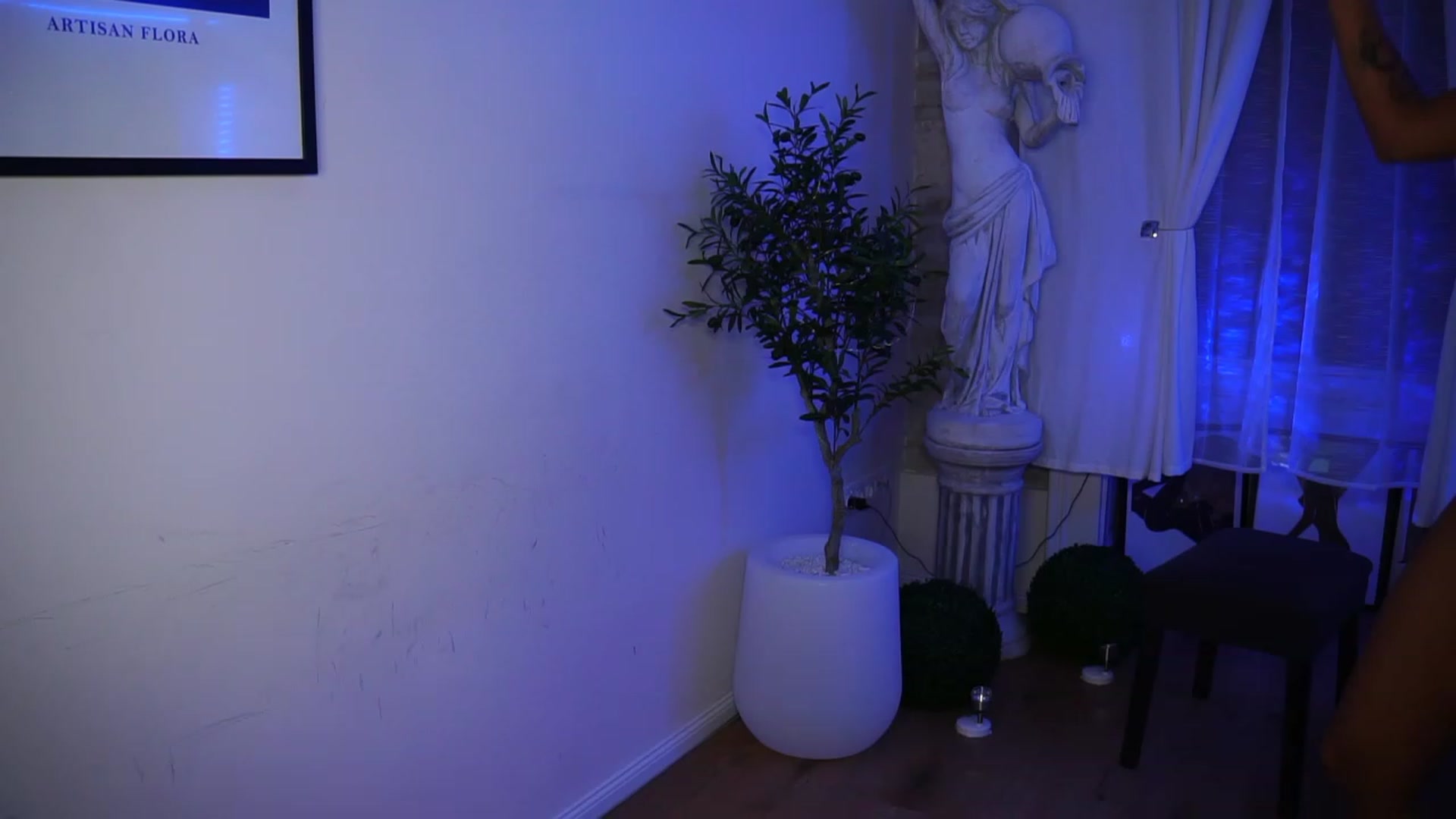 Gallery image thumbnail from Lisamelow's myfreecams stream on, 09/13/2023, 20:52 image 2 of 20