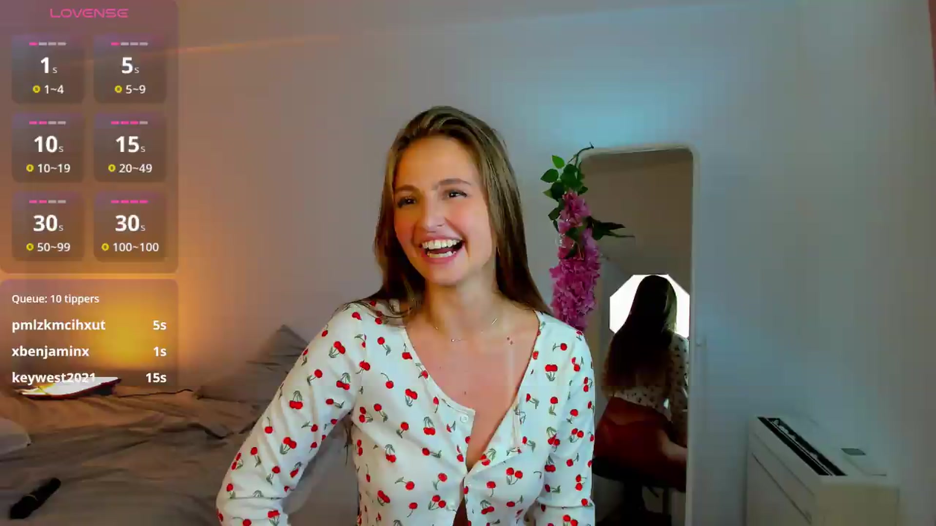 Gallery image thumbnail from Lisapoetry's myfreecams stream on, 08/04/2026, 02:01 image 7 of 20