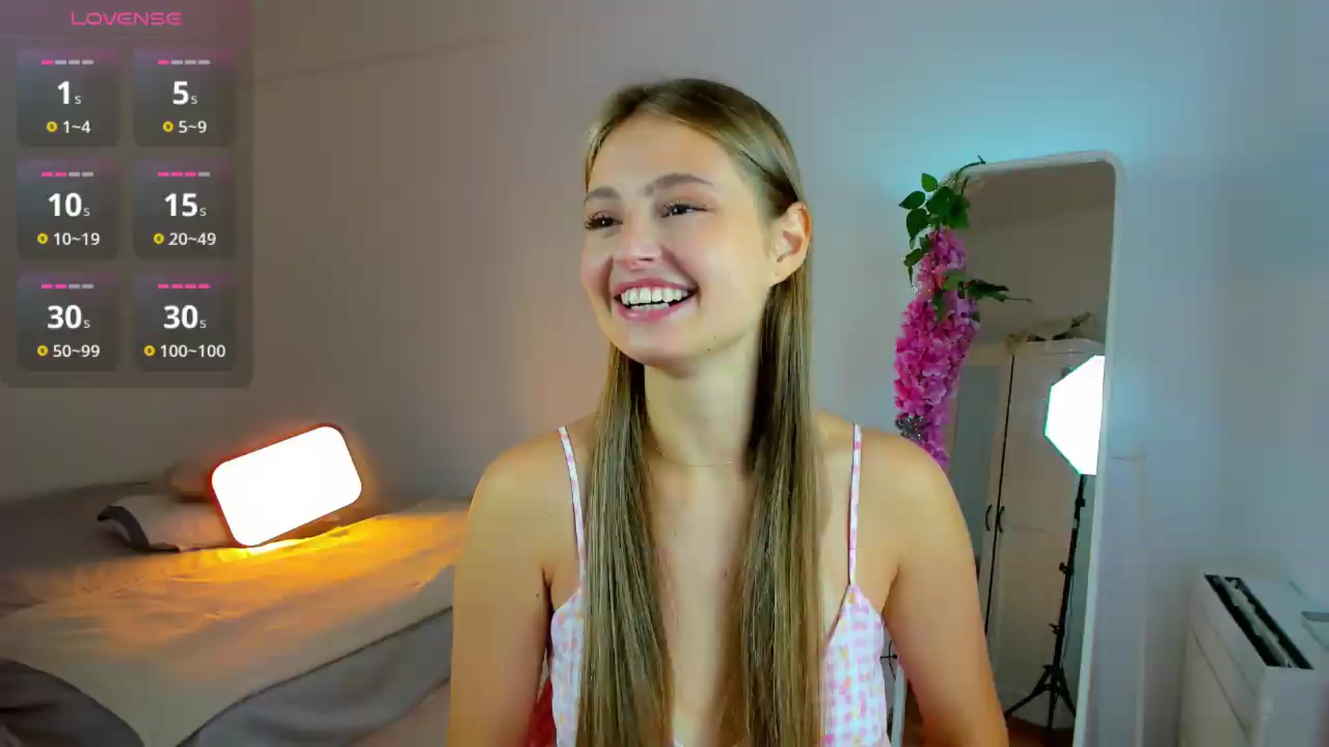 Gallery image thumbnail from Lisapoetry's myfreecams stream on, 08/06/2026, 20:14 image 2 of 20
