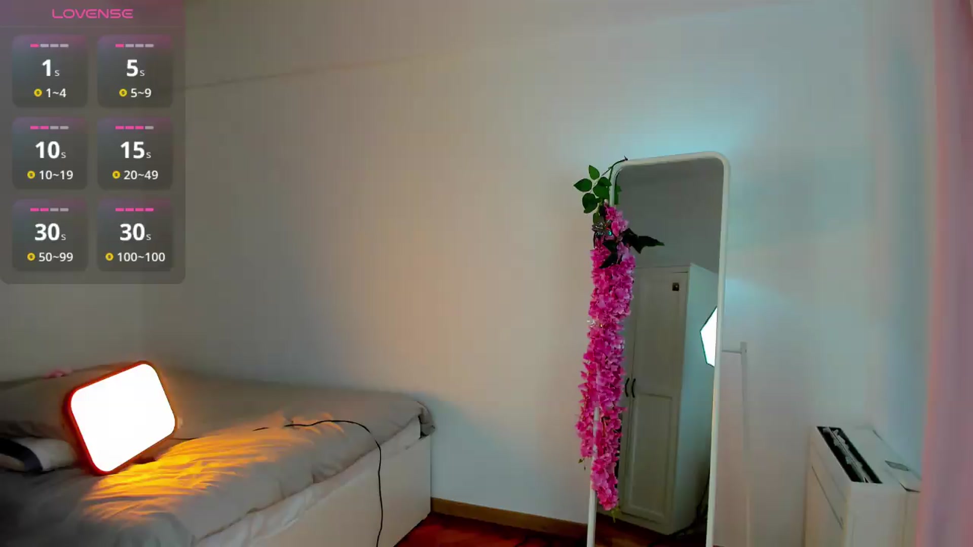 Gallery image thumbnail from Lisapoetry's myfreecams stream on, 08/09/2026, 19:29 image 14 of 20