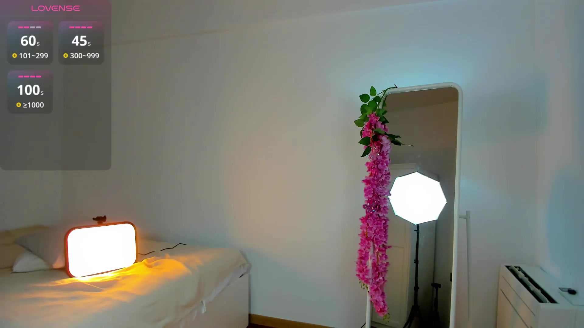 Gallery image thumbnail from Lisapoetry's myfreecams stream on, 08/13/2026, 23:44 image 14 of 20
