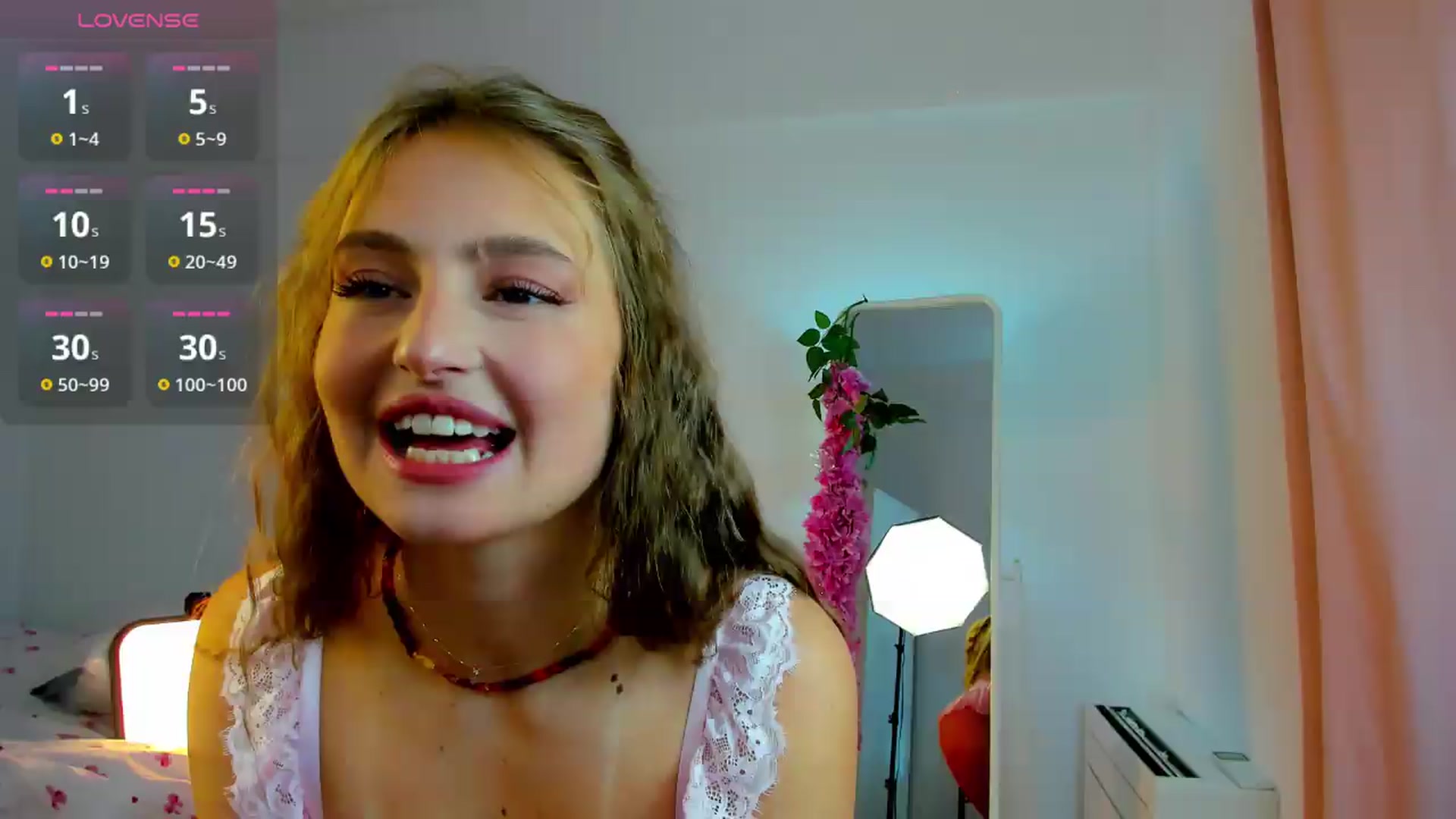 Gallery image thumbnail from Lisapoetry's myfreecams stream on, 08/27/2026, 16:09 image 19 of 20