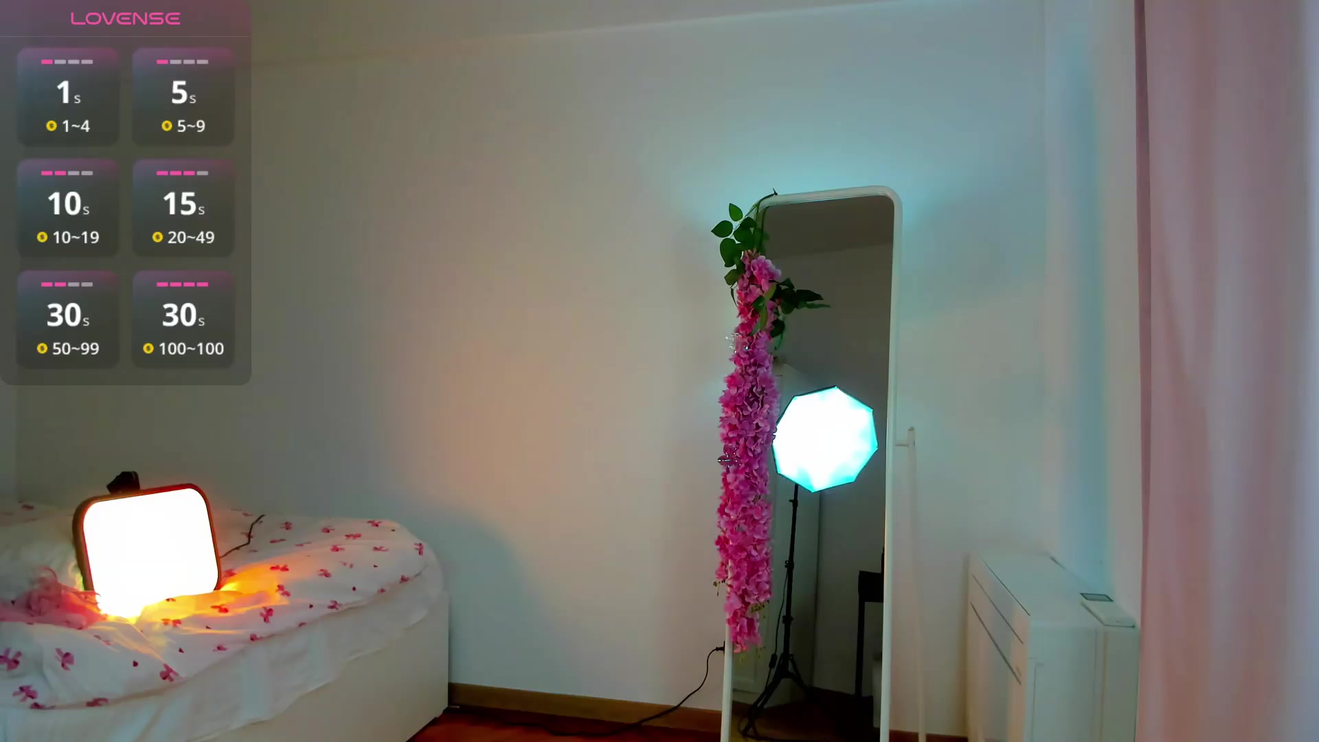 Gallery image thumbnail from Lisapoetry's myfreecams stream on, 08/27/2026, 21:56 image 14 of 20